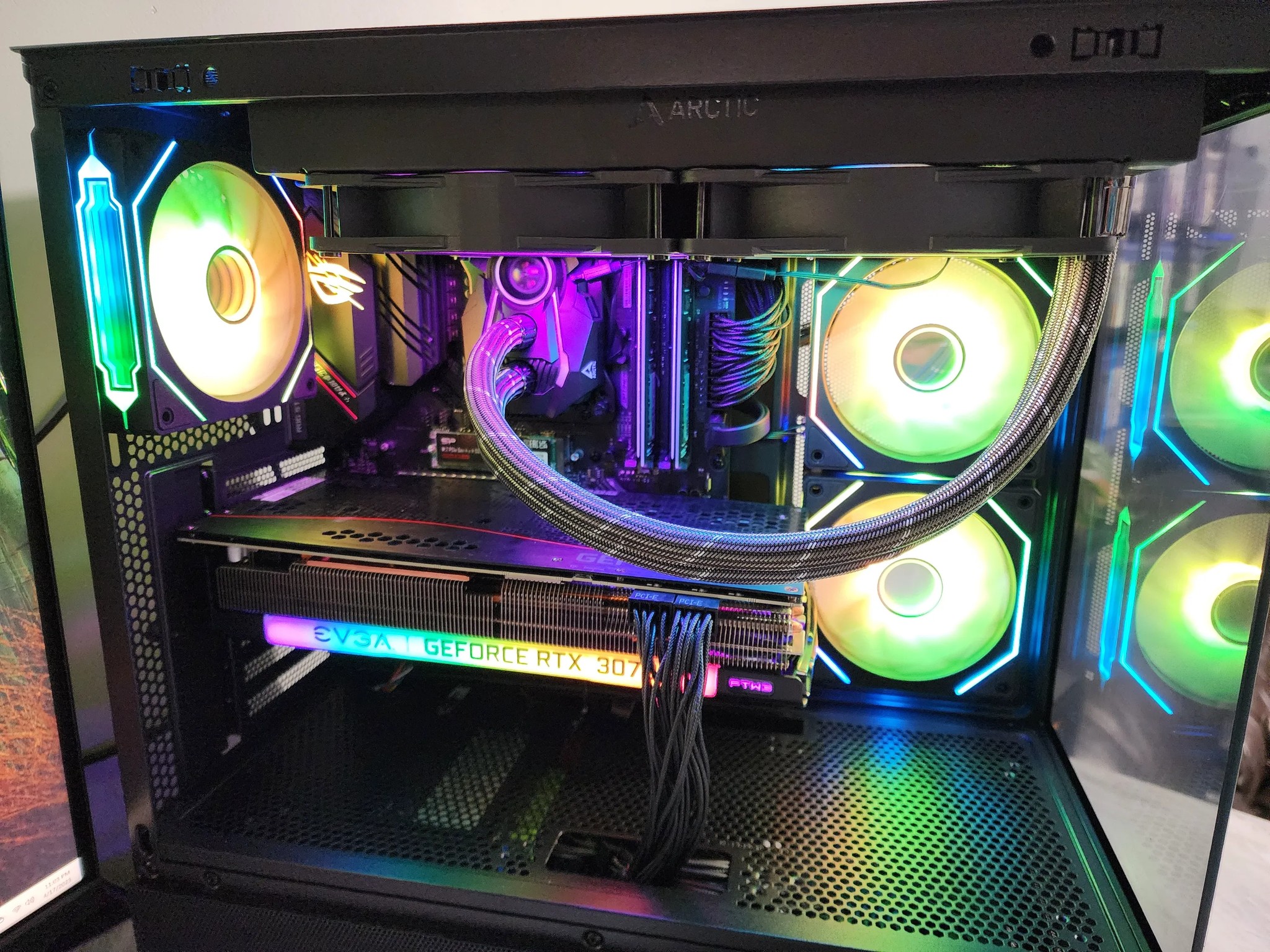 1440p RTX Gaming and Streaming PC (EVGA FTW3 3070, Ryzen 7 3700X, 32GB DDR4 3200 MTS, 1TB M.2 NVME)