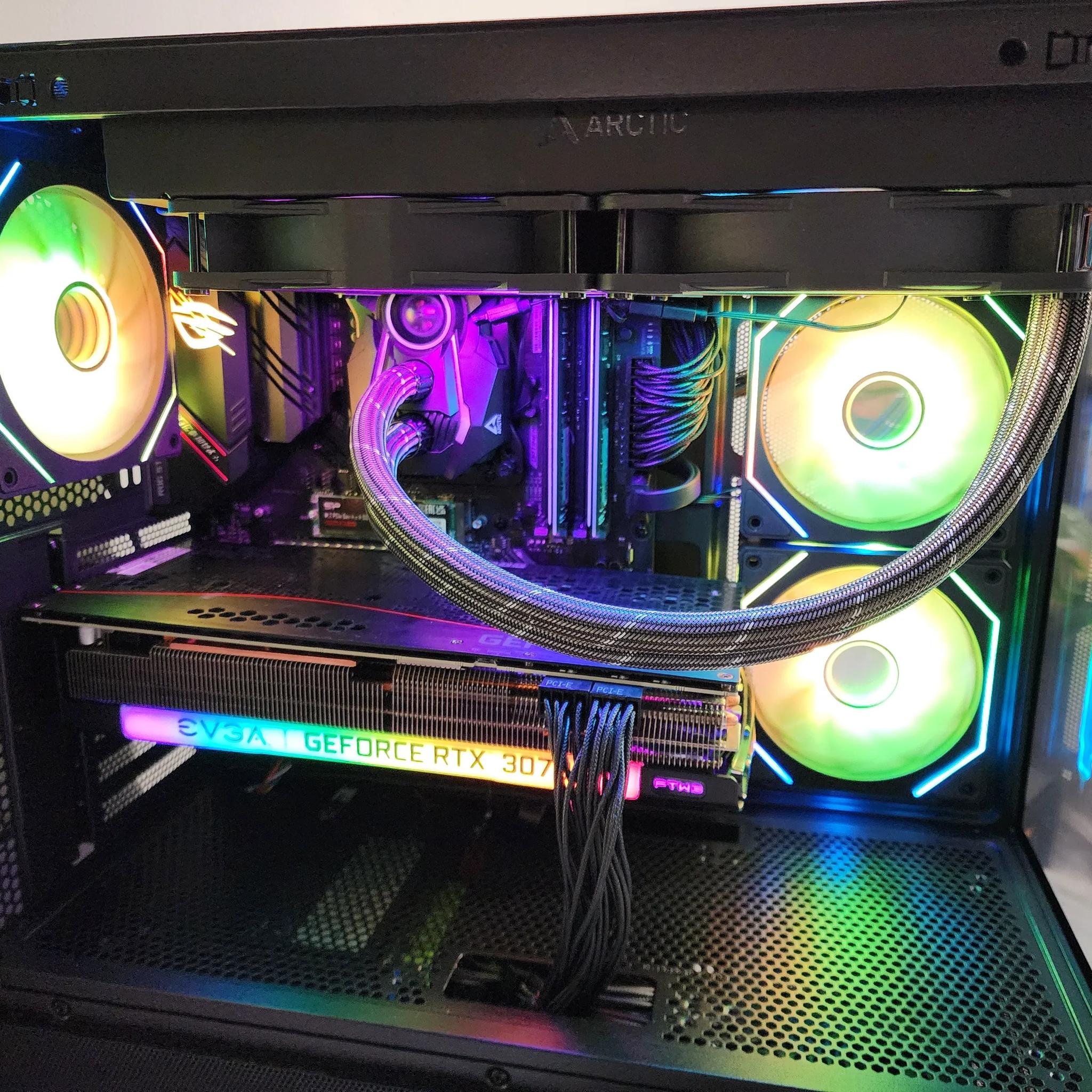 1440p RTX Gaming and Streaming PC (EVGA FTW3 3070, Ryzen 7 3700X, 32GB DDR4 3200 MTS, 1TB M.2 NVME)