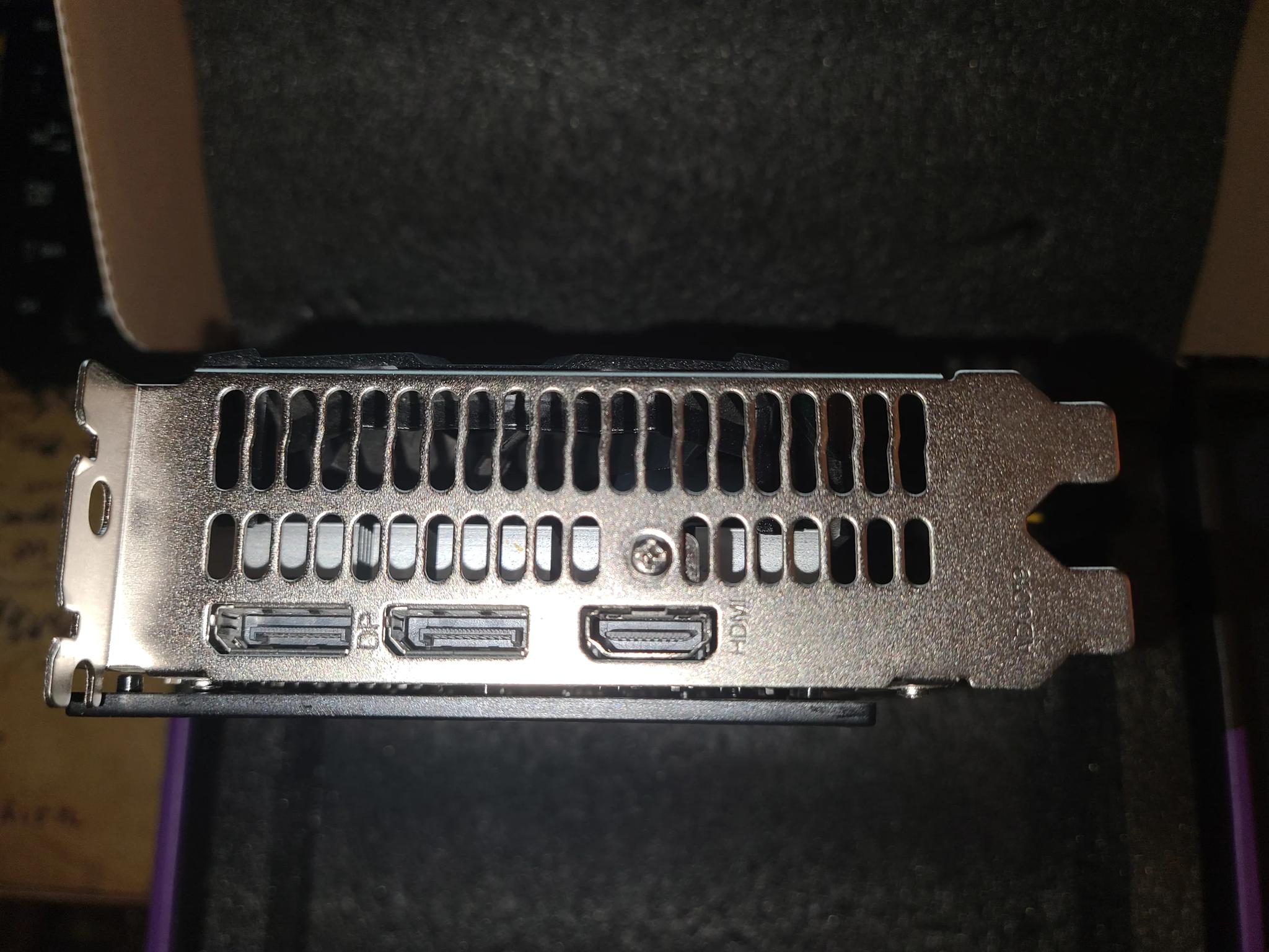 AISURIX RX 580 8GB