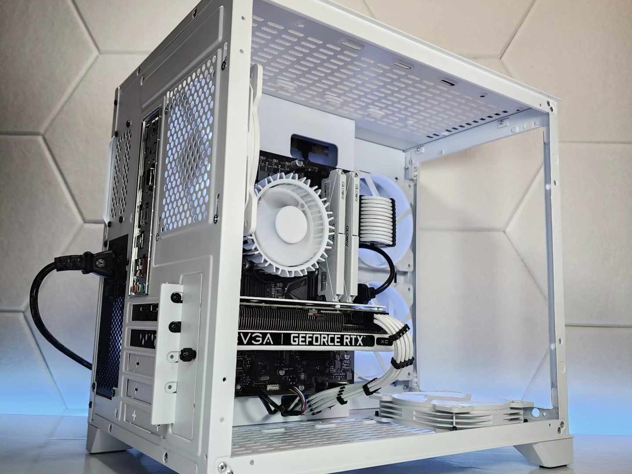 🤍🤍 RTX 3060 Ti // Core i3 13100F // 16GB 3200MHz // 1TB NVMe Gen 3