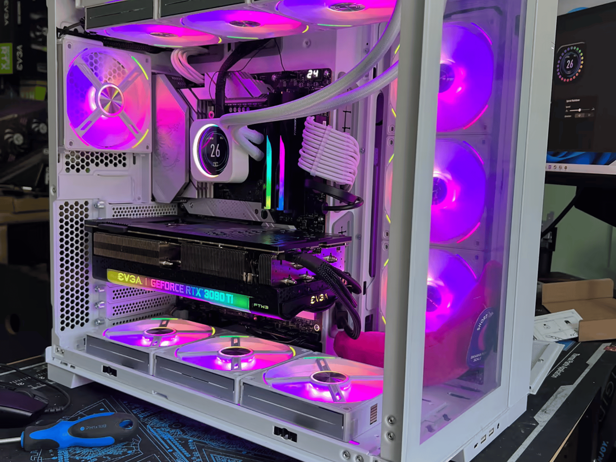 Project Snow White 12900k 3090ti