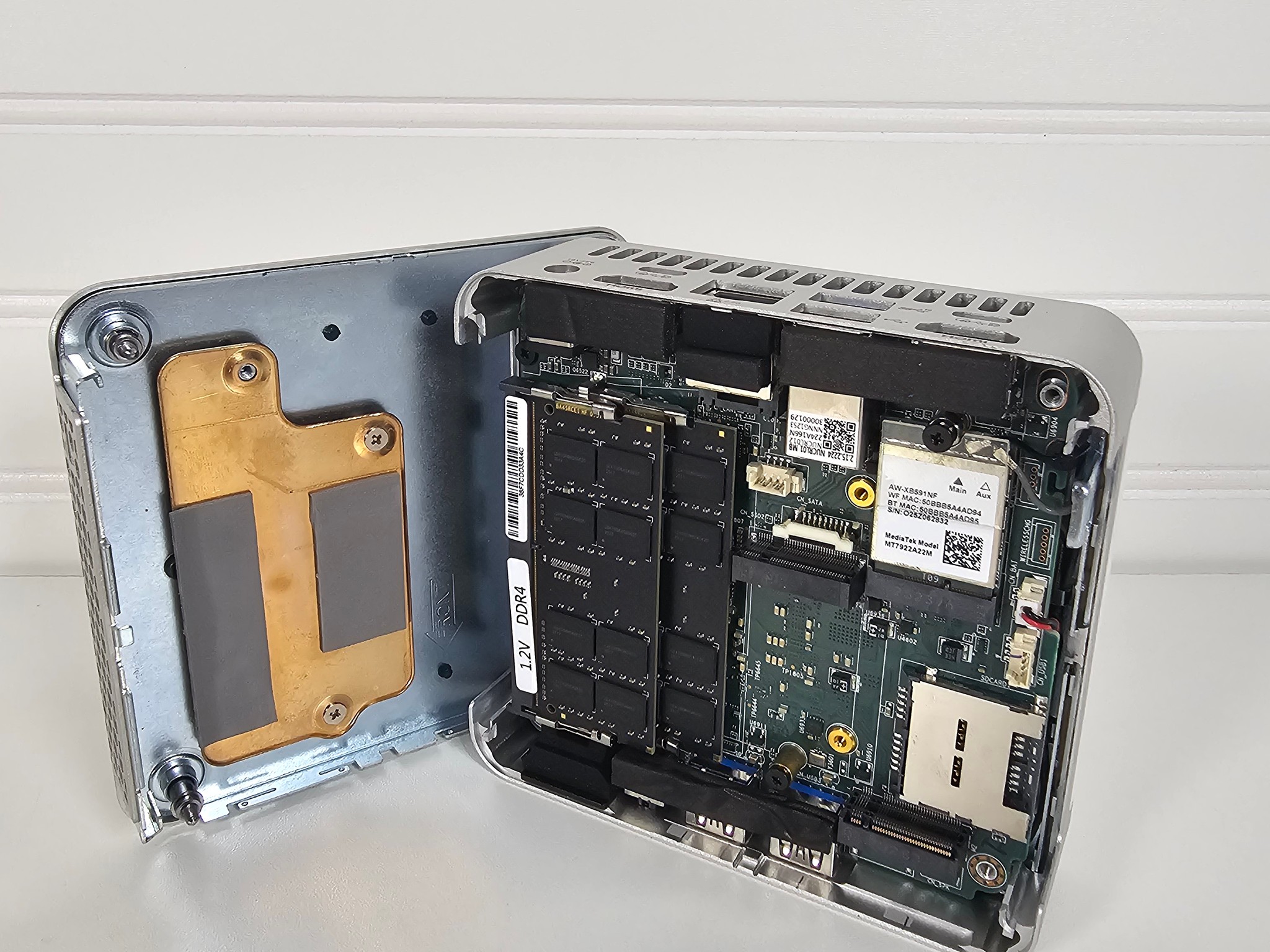 Geekom XT13 Pro Intel i9 13900H, 32GB Ram