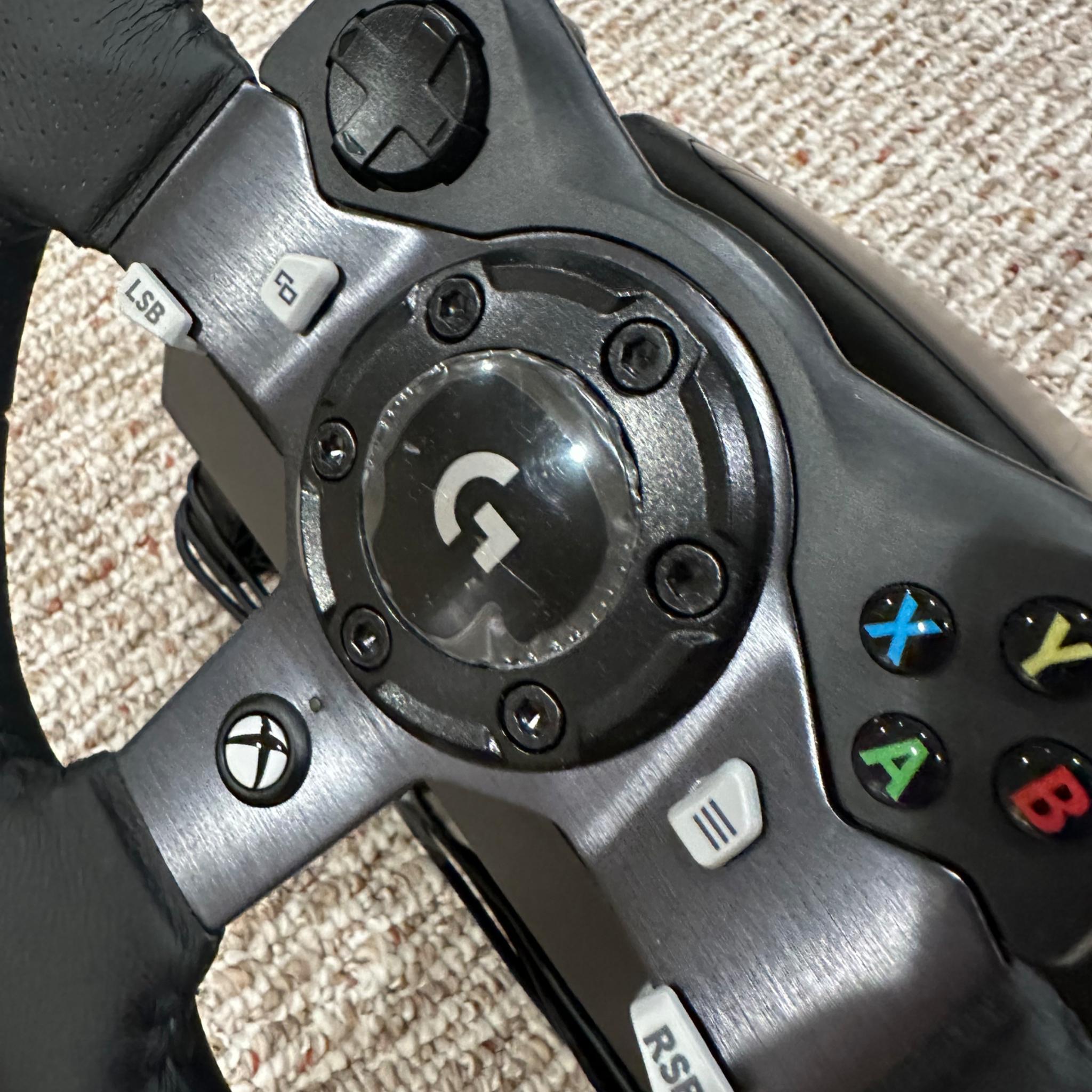 Logitech G920 Driving Force Racing Wheel with Shifter Excellent Condition