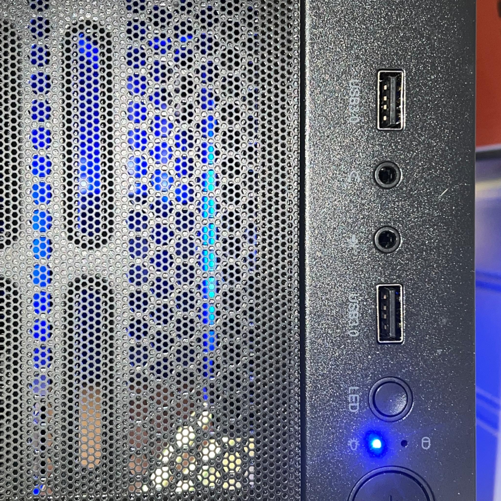 🌑DARK WEB🌑 7600x/32g ddr5/2tb Nvme/5070/850w A Tier Psu
