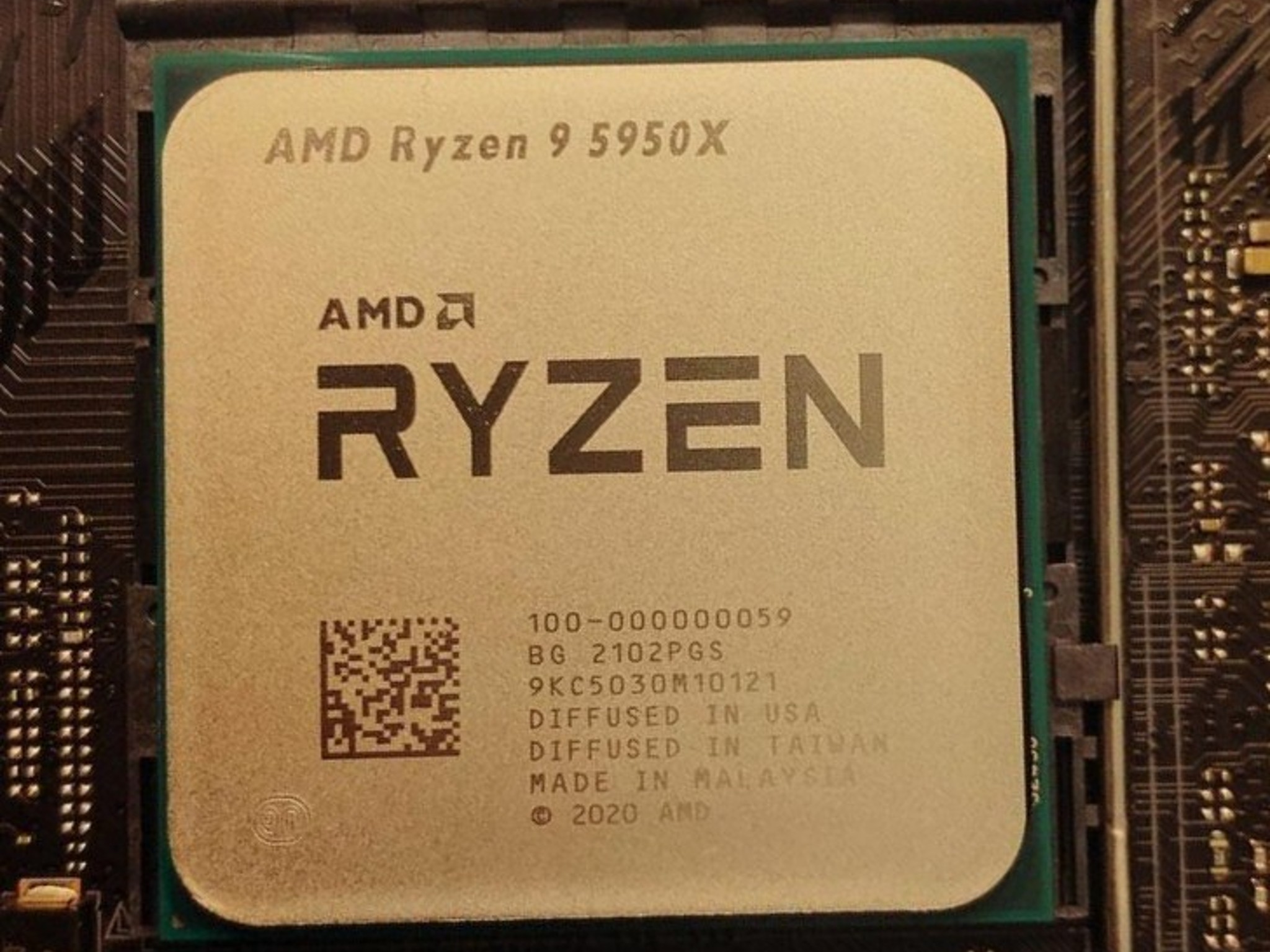 ⚠️LIKE NEW⚠️ AMD Ryzen 9 5950X 4.9 GHz 16-Core 32-Thread CPU