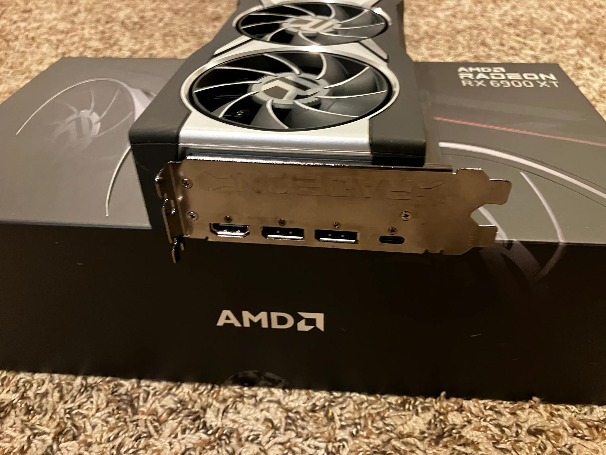AMD Radeon RX 6900XT