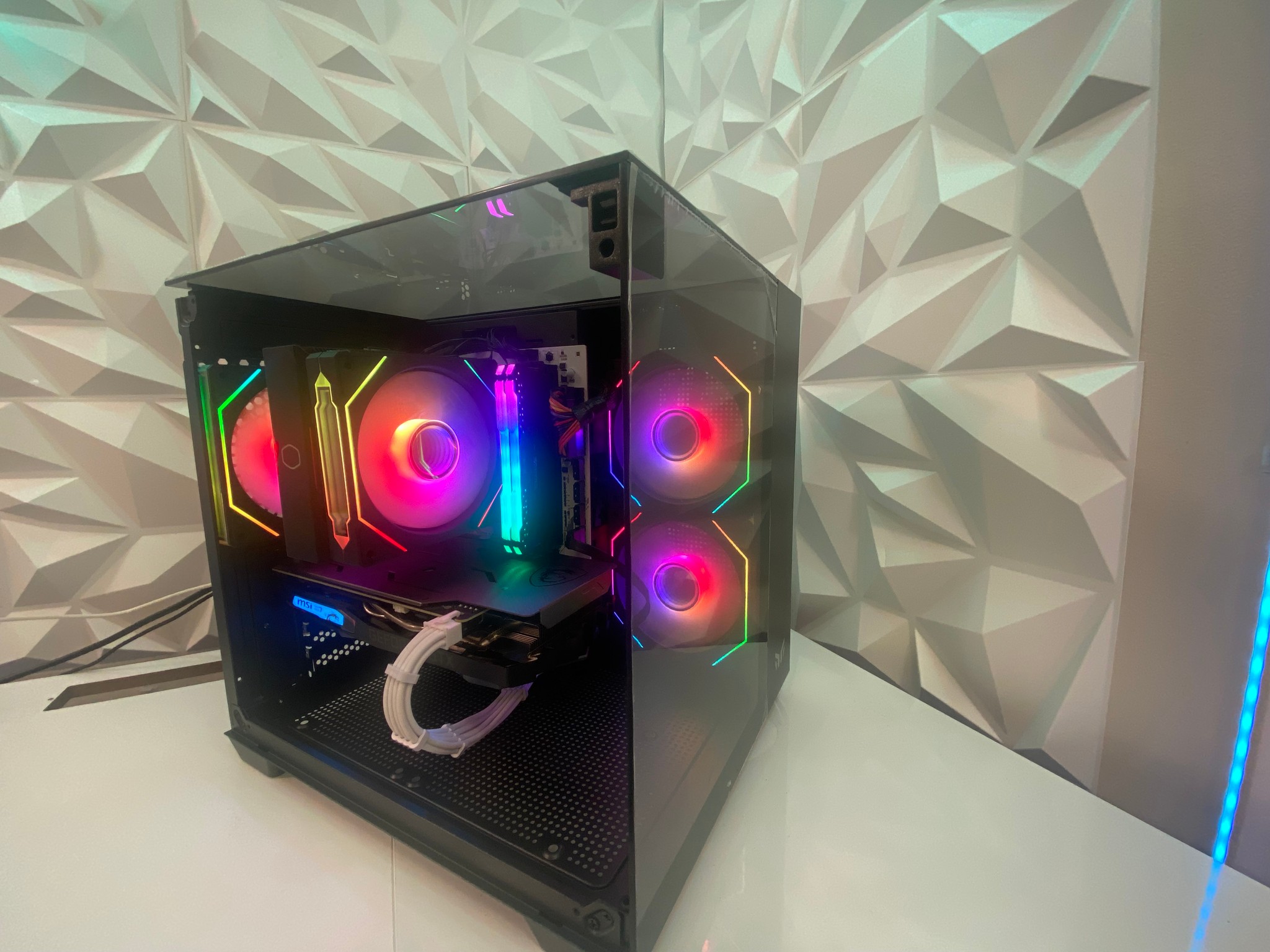 Aura PC Performance Edition – Ryzen 5 / MSI GTX 1660 Ti 6GB | Gaming Pc