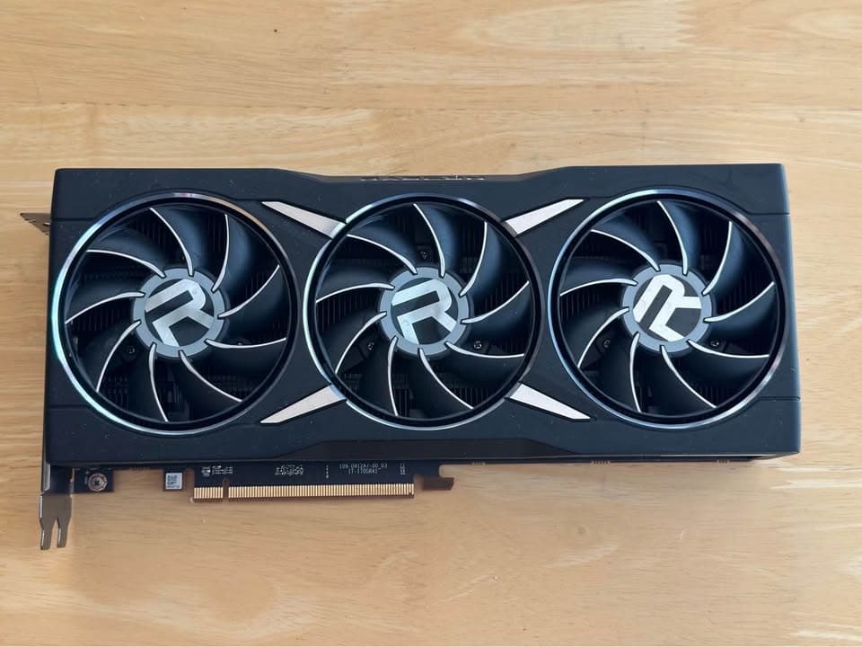 AMD Radeon RX 6800 XT 16 GB Reference Midnight Black edition with original box