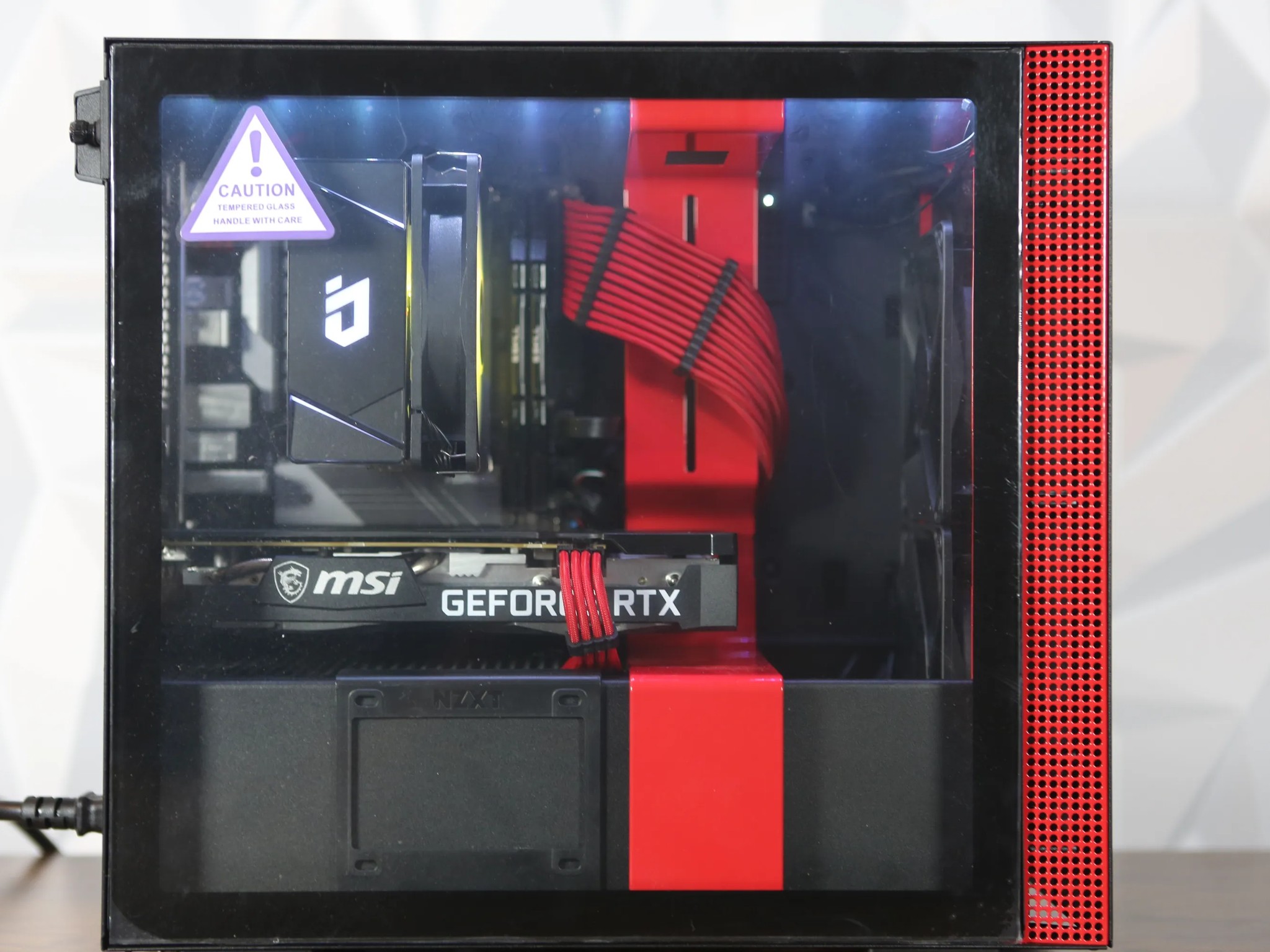 Mini-ITX AMD Ryzen 5 & NVIDIA RTX 3060Ti Tiny and Quiet SFF Gaming Monster!