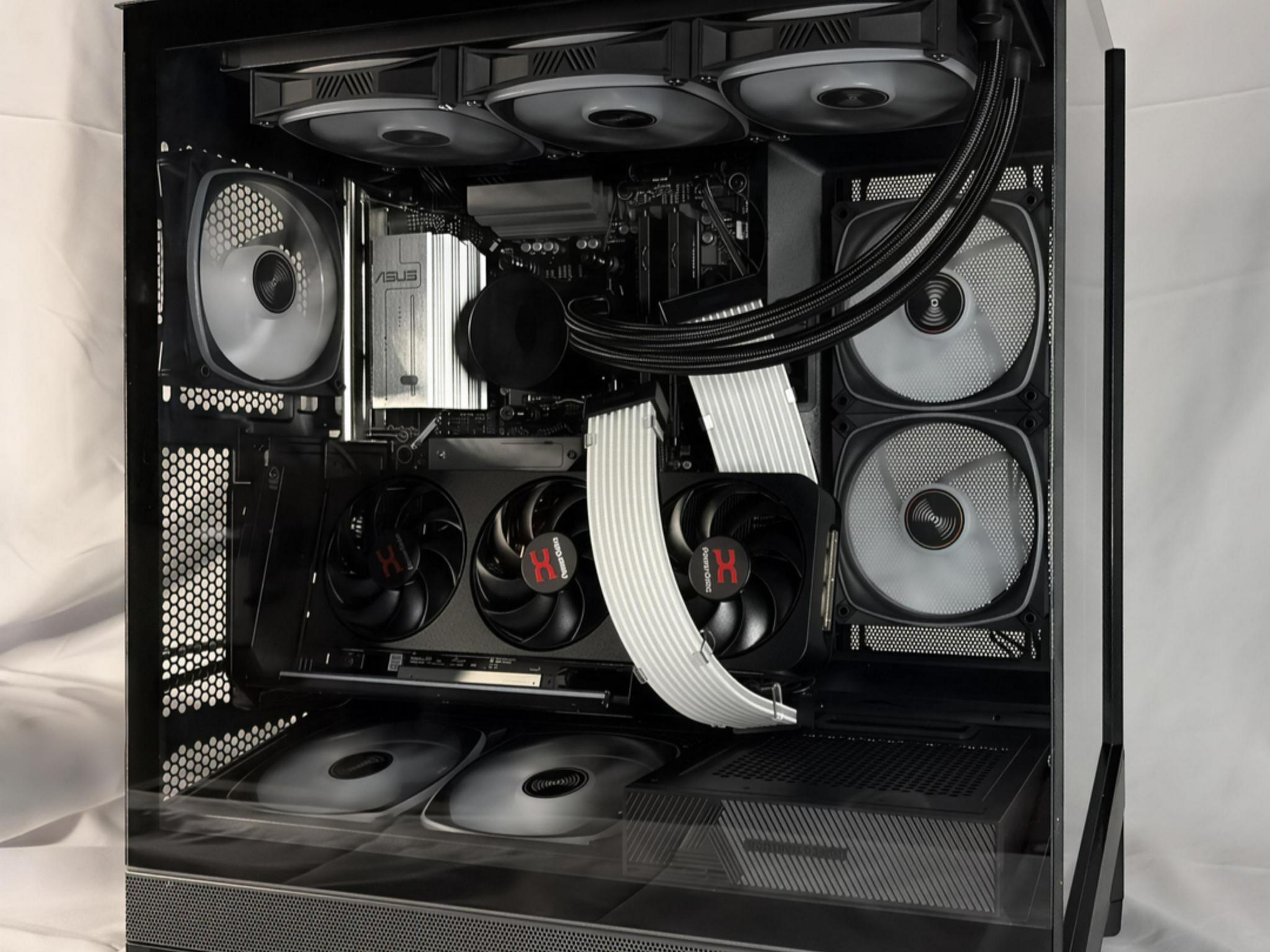 9070 XT | Ryzen 7 7800X3D | 32GB DDR5 | High End 4K Gaming PC | Steam OS Compatible