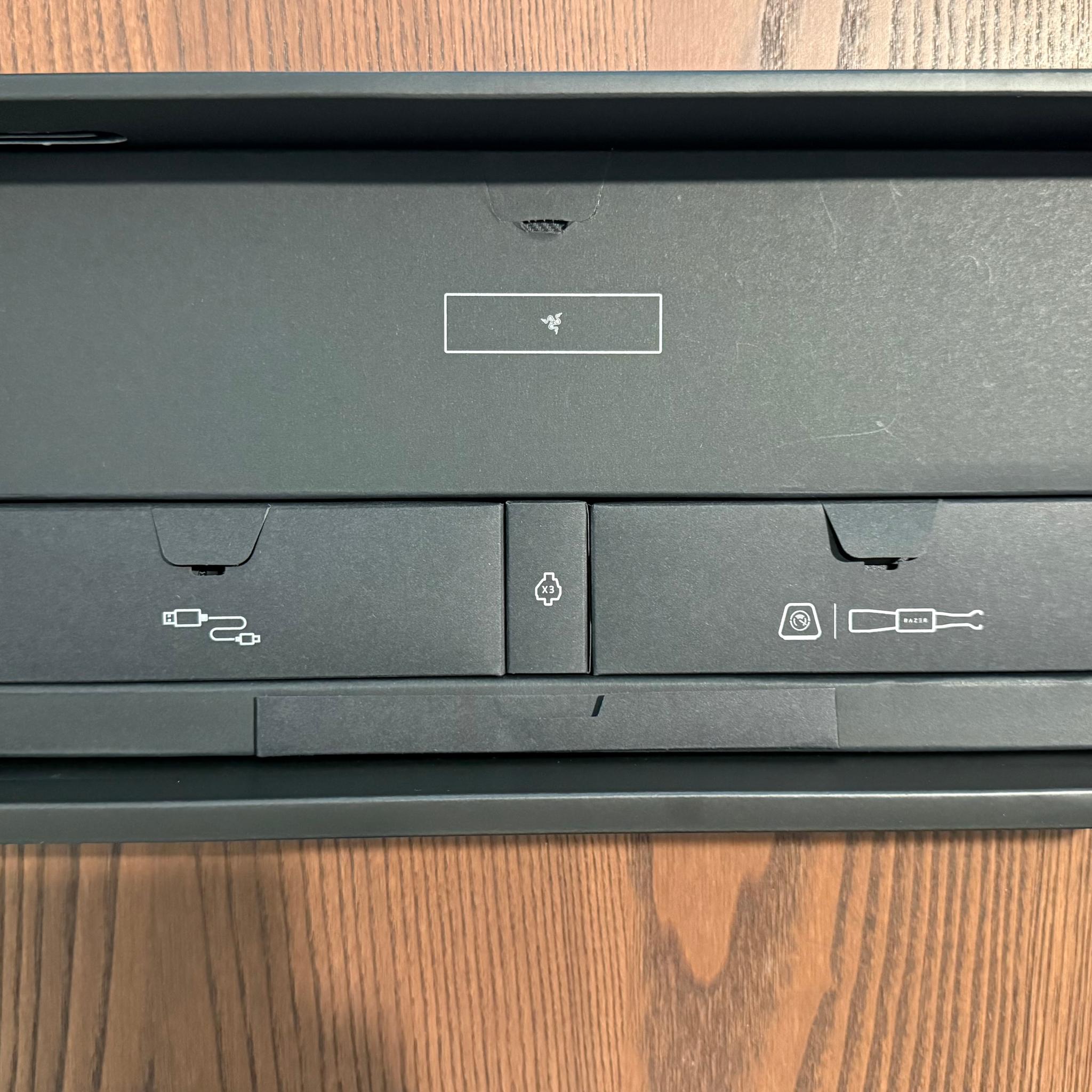 Razer Blackwidow v4 Pro 75% OLED