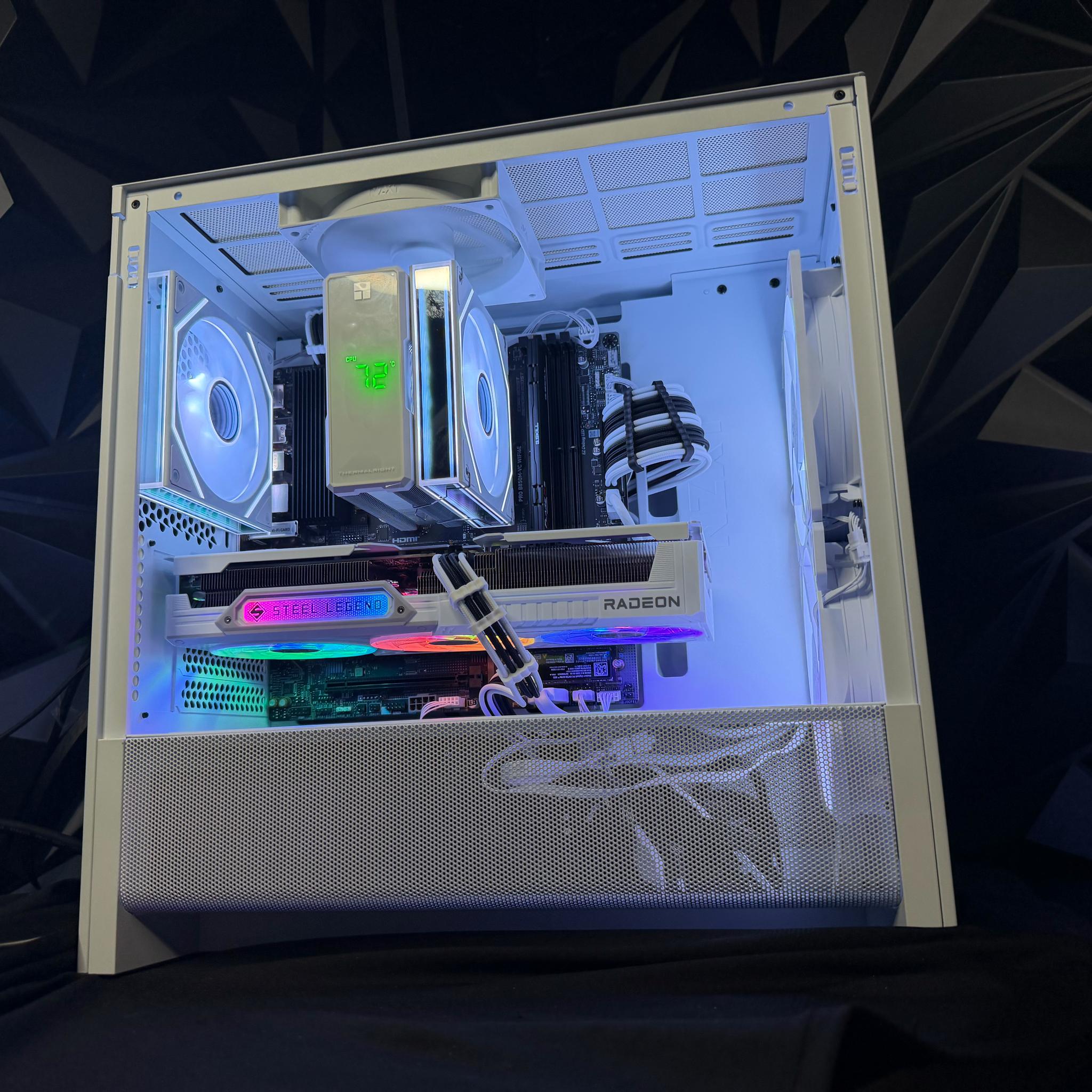 ⚪⚫⚡ MID YANG BANG ⚡⚫⚪ Ryzen 5 9600X| RX 9060XT| 16 GB DDR5| 1.25 TB NVMe| 650W PSU