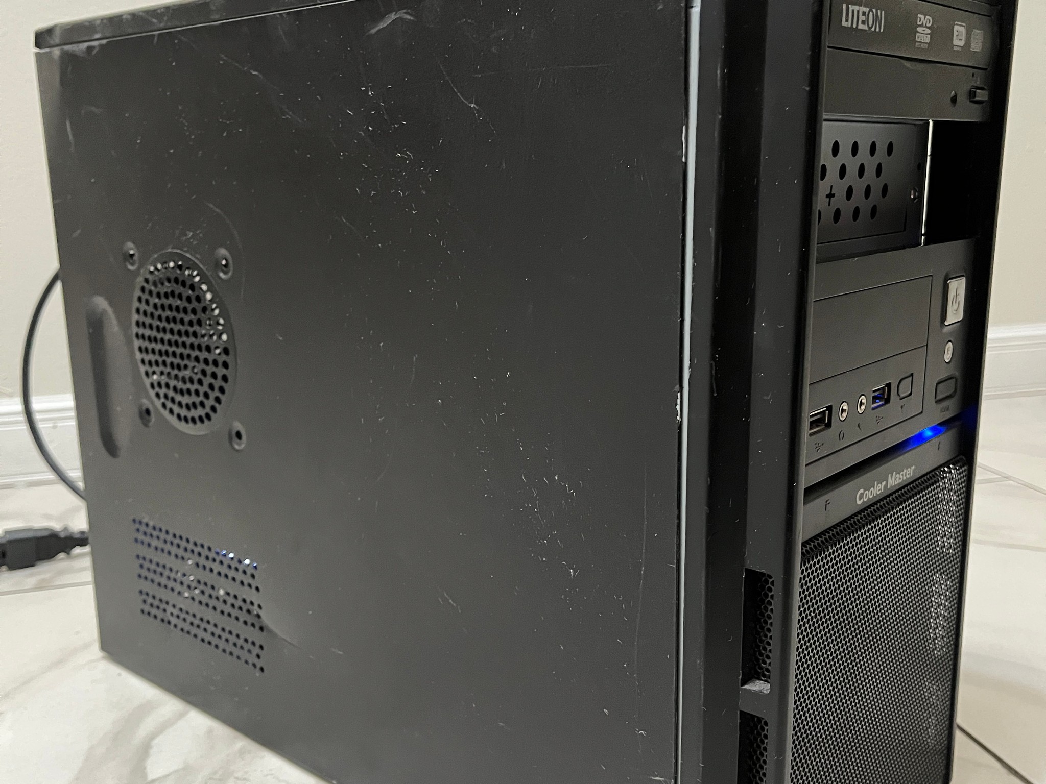 RTX 2060, Intel i3-10100, 16GB RAM, 1.2TB Storage, Gaming PC w/ Wi-Fi & BT (Scratch & Dent Case)