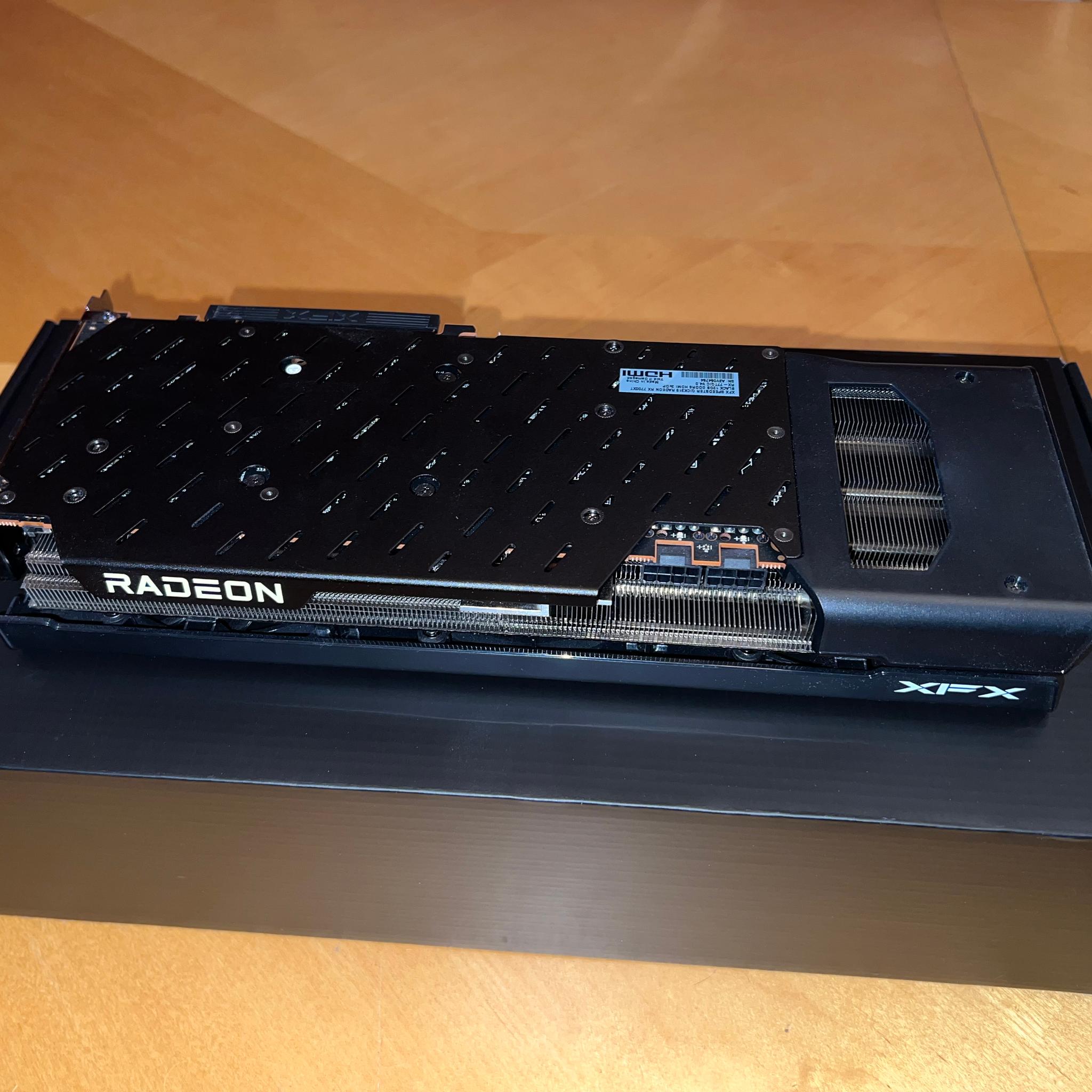 XFX Radeon RX 7700XT - OPEN BOX