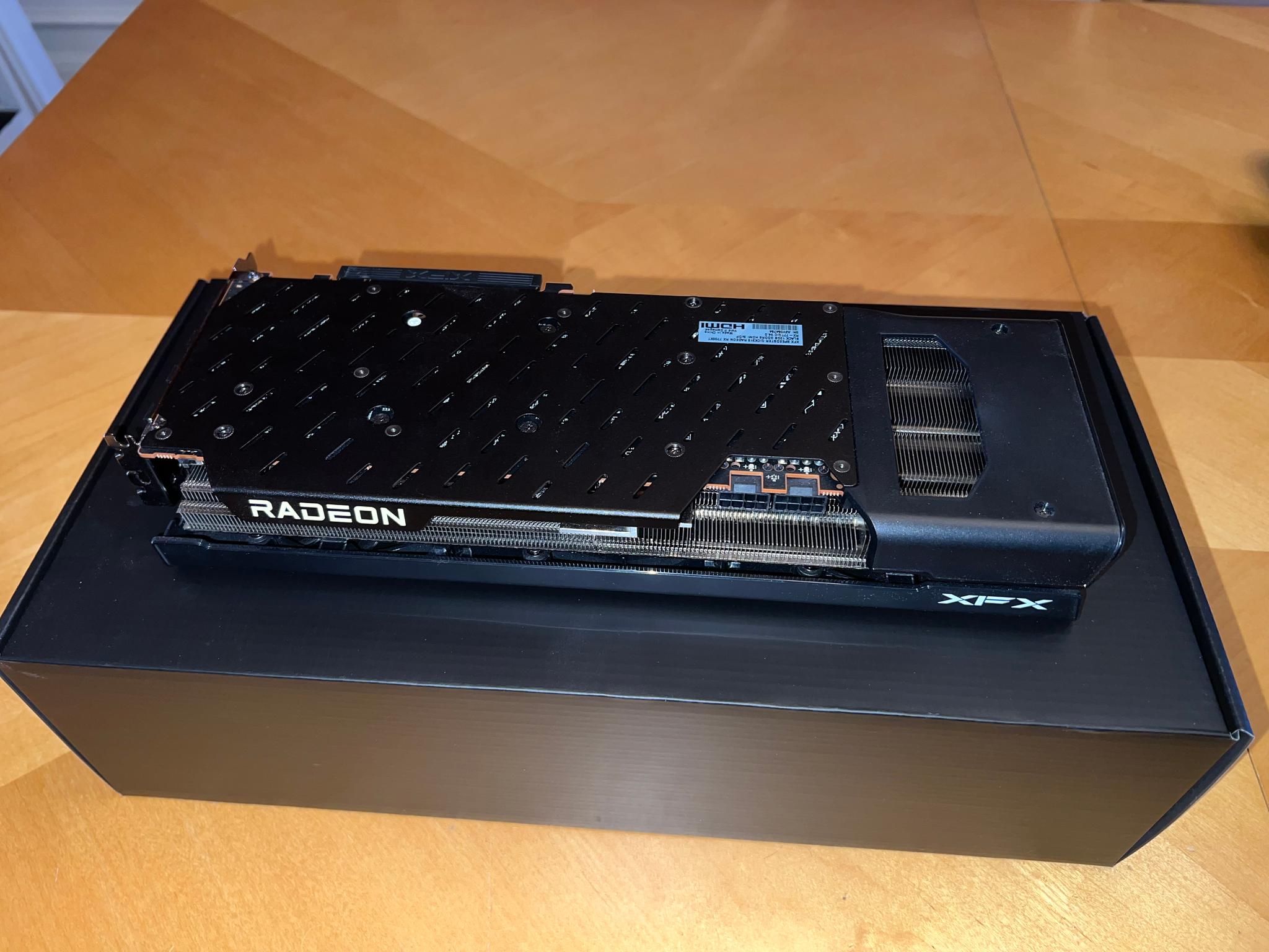 XFX Radeon RX 7700XT - OPEN BOX