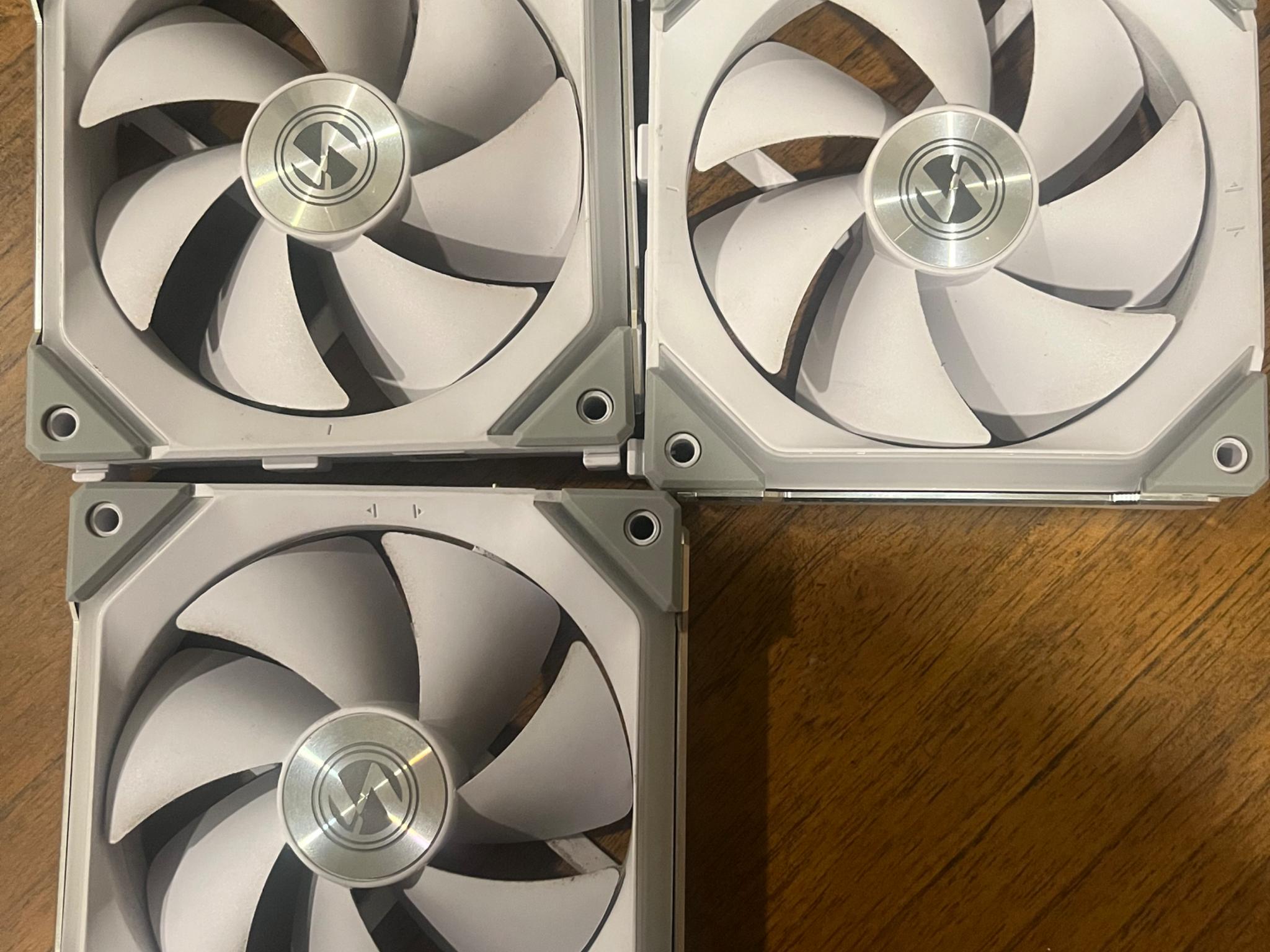 Lian li uni fans sl 120 v2