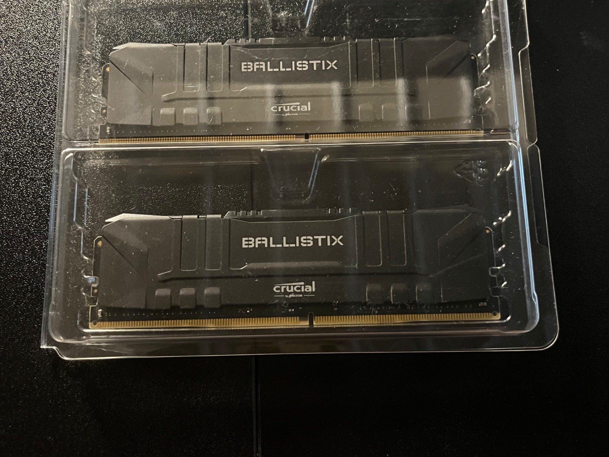 75$ BALLISTIX CRUCIAL DDR4 2x8 16 RAM