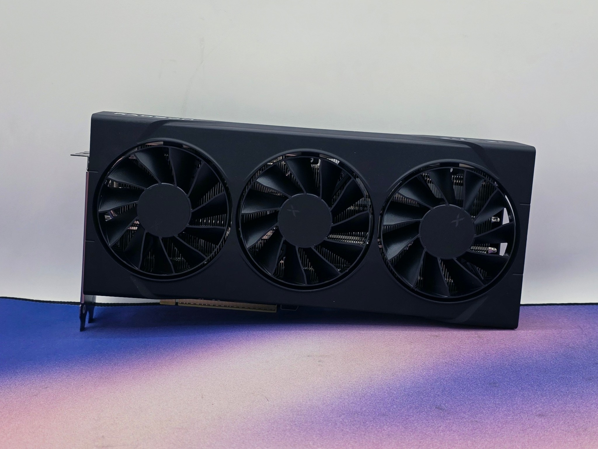 XFX Swift AMD Radeon RX 9060XT OC Triple Fan Gaming Edition