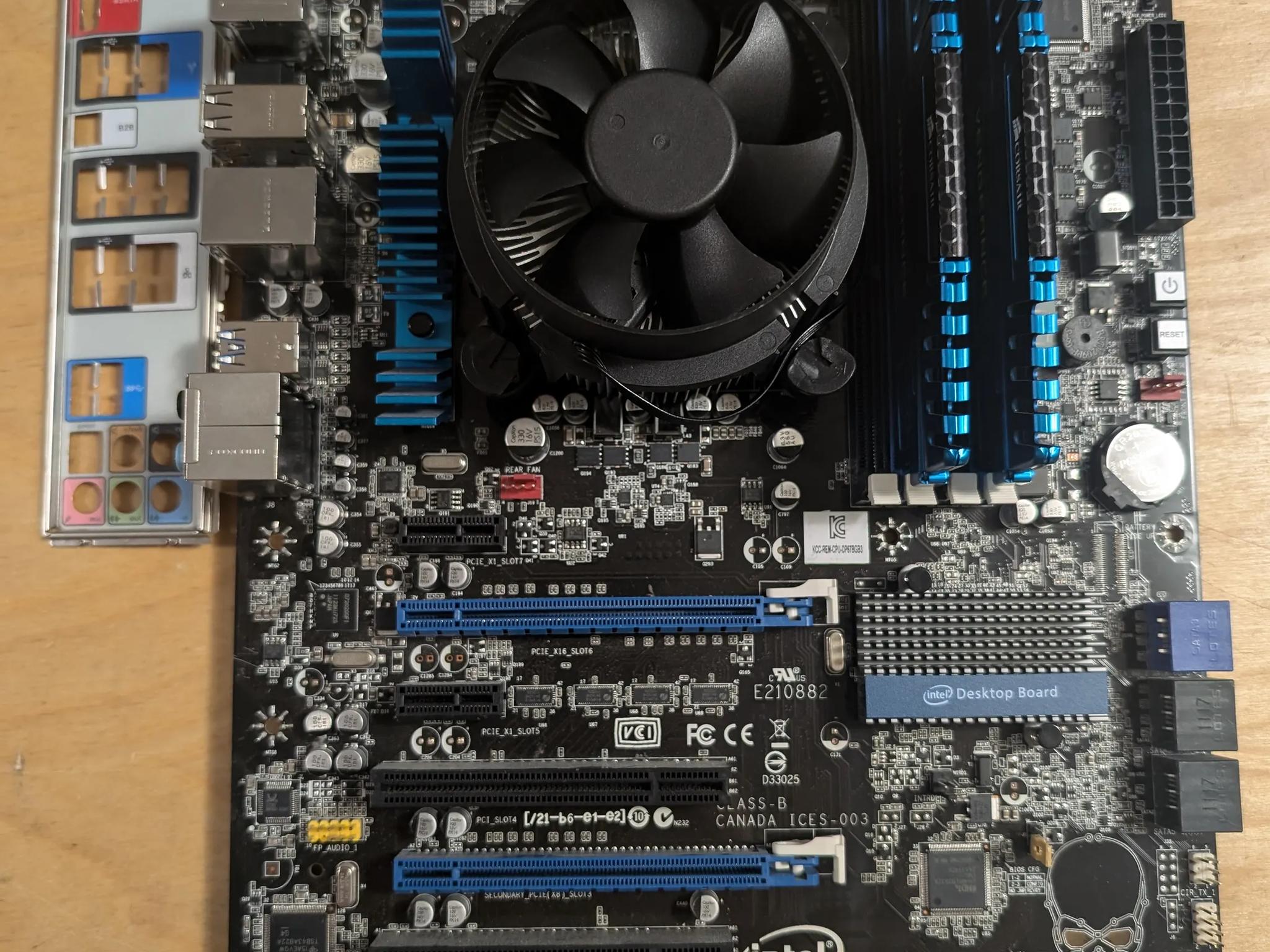 Intel DP67BG + i7 3770 + 16GB DDR3 1600mhz