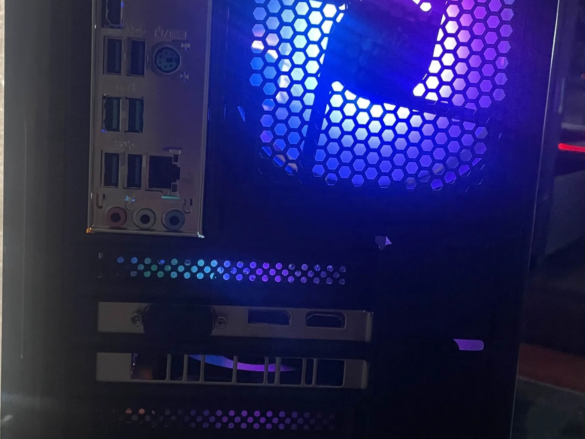 AMD Ryzen 5 2600 & Geforce 1650 GPU