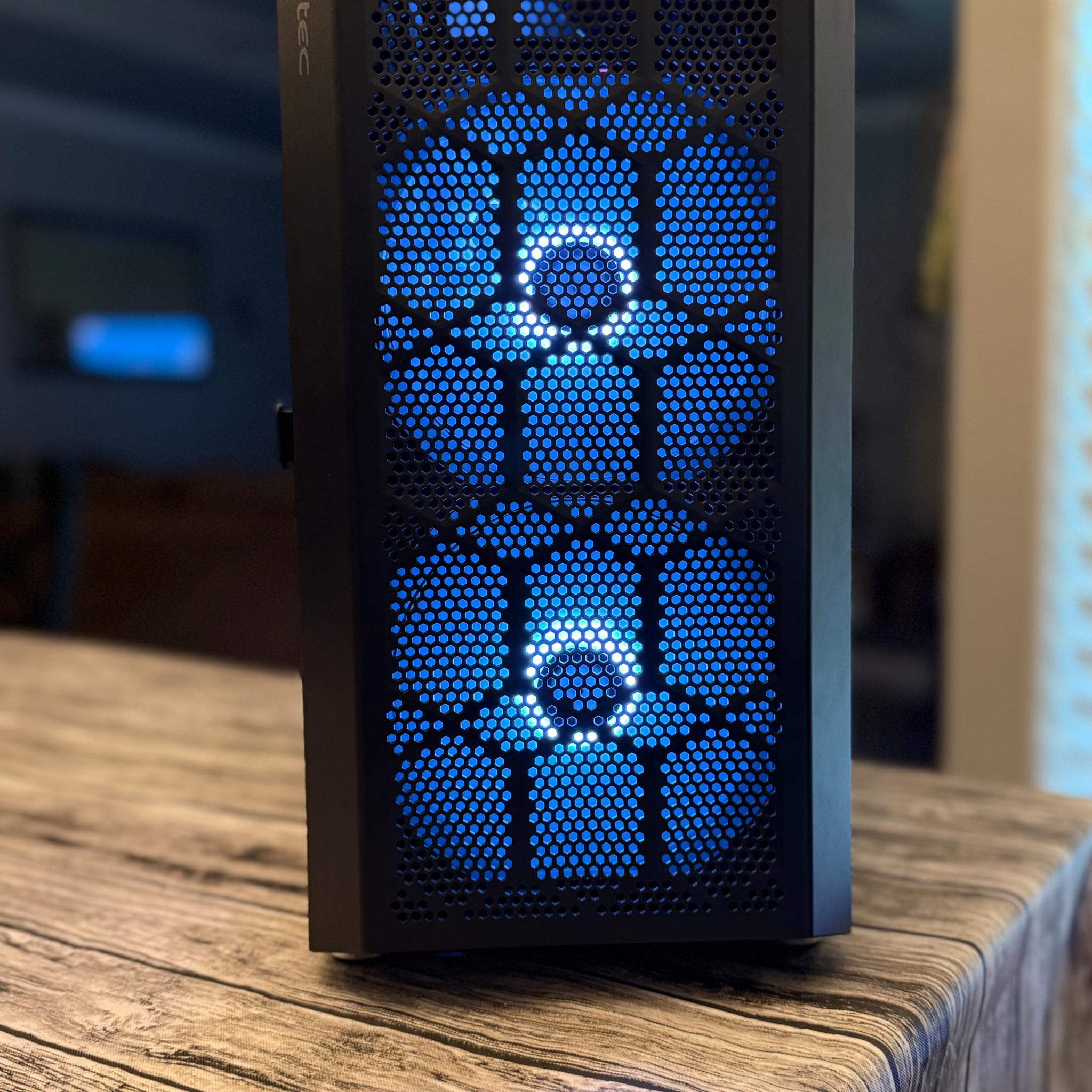 VENOM THEMED GAMING PC | Ryzen 5 5600X | GeForce RTX 3060 12GB | 32GB DDR4 3200MT/s