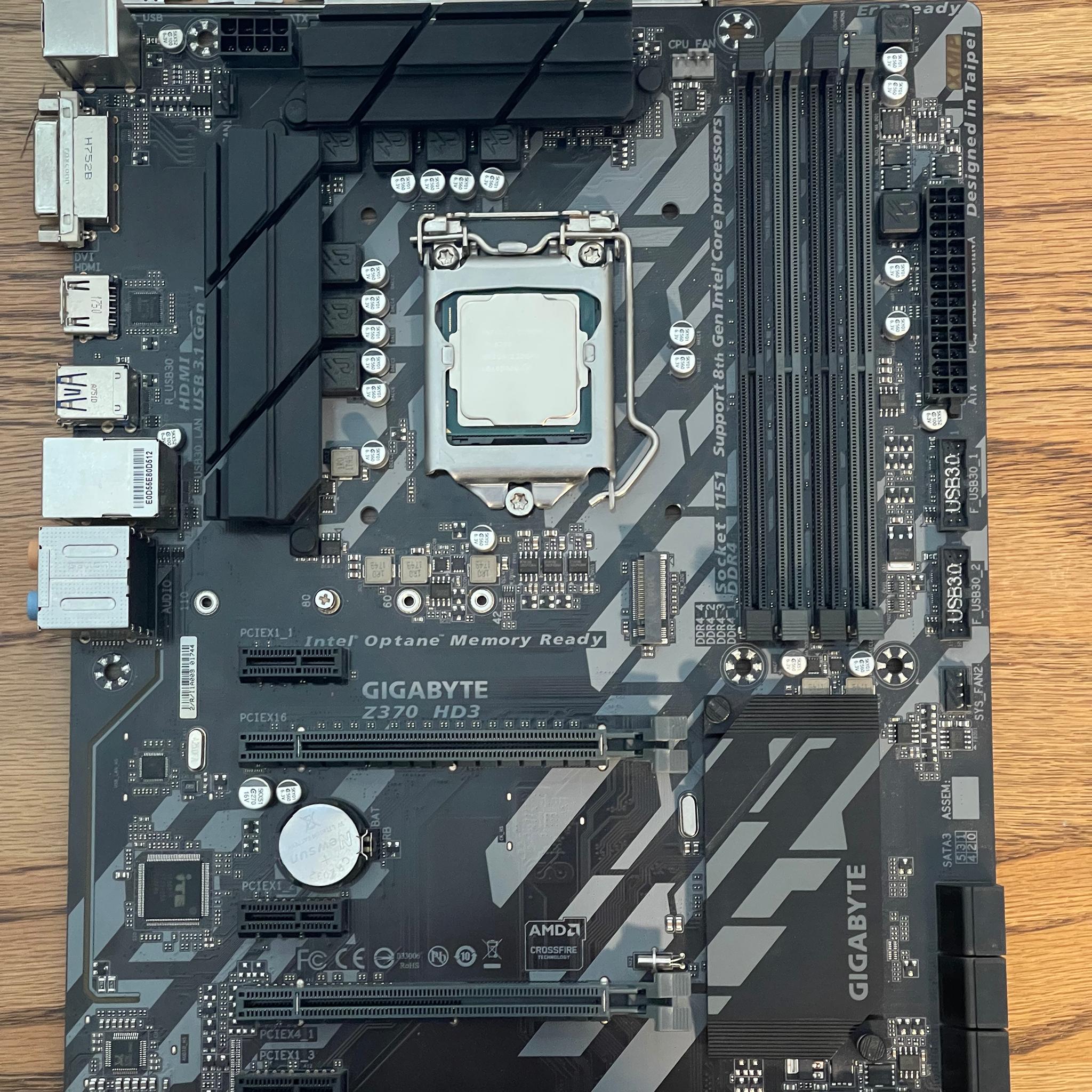 Used, Gigabyte z370 HD3, i7-8700, 16GB, 256GB