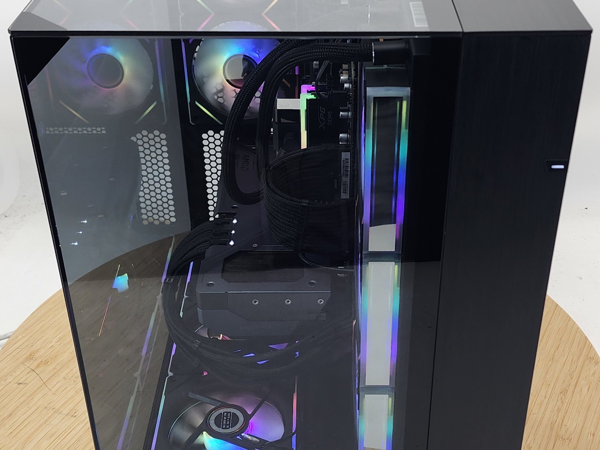 Gaming PC Ryzen 7 9700X 32GB RAM 2TB SSD RX 9070 XT 16GB Windows 11 Computer