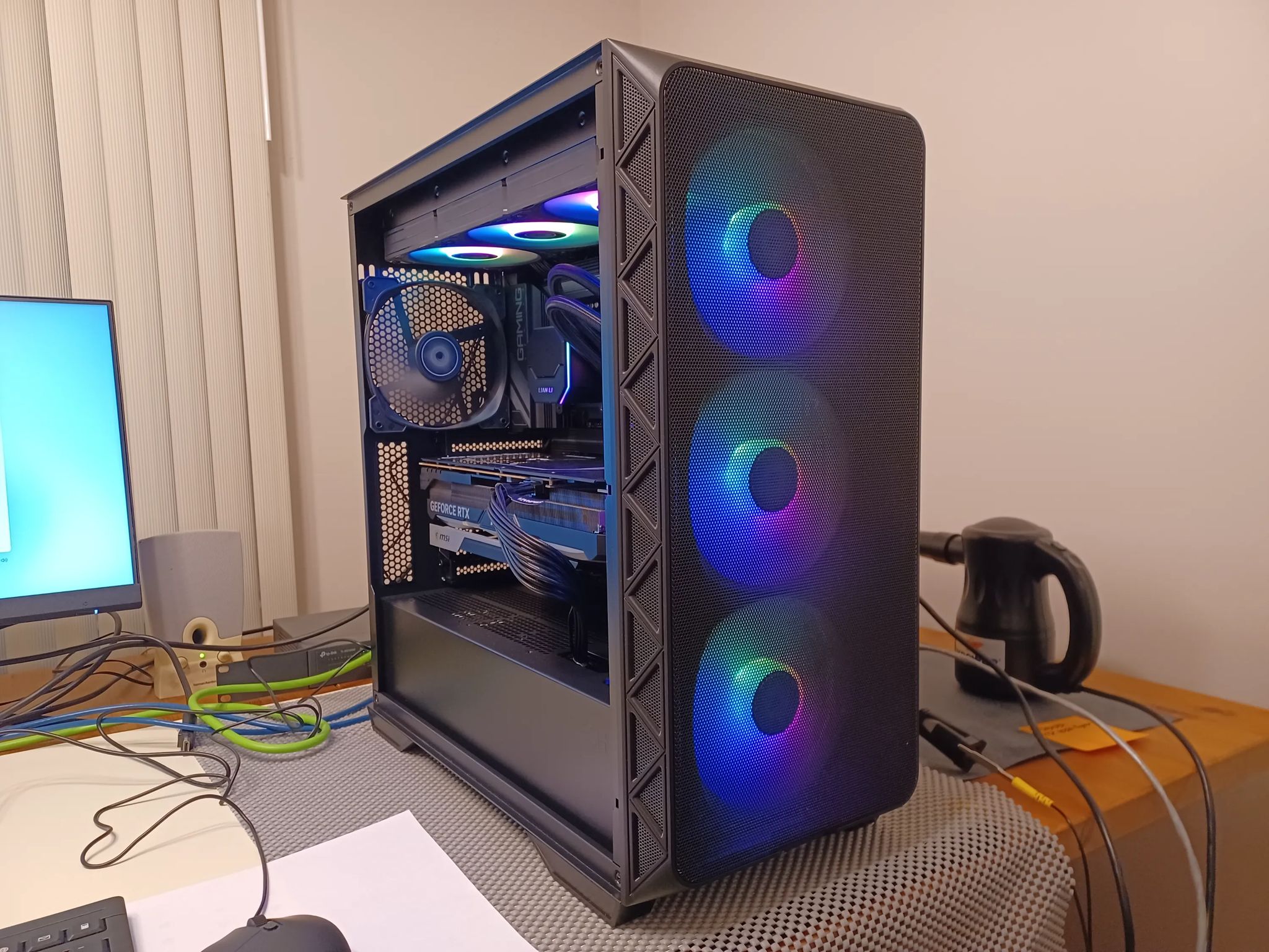 [model012unit1] 4K Gaming Mid-Tower (RTX 4080 Super + Ryzen 7 7800X3D + 64GB DDR5)