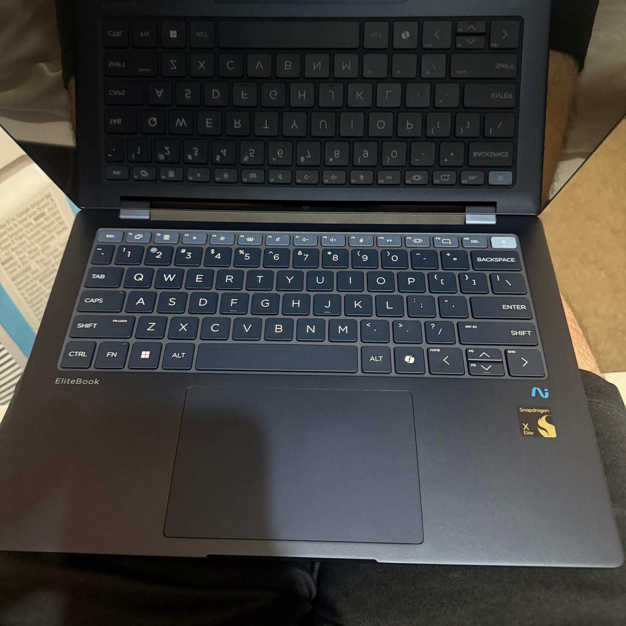HP Elitebook Ultra G1q 32GB DDR5 / SnapDragon X Elite