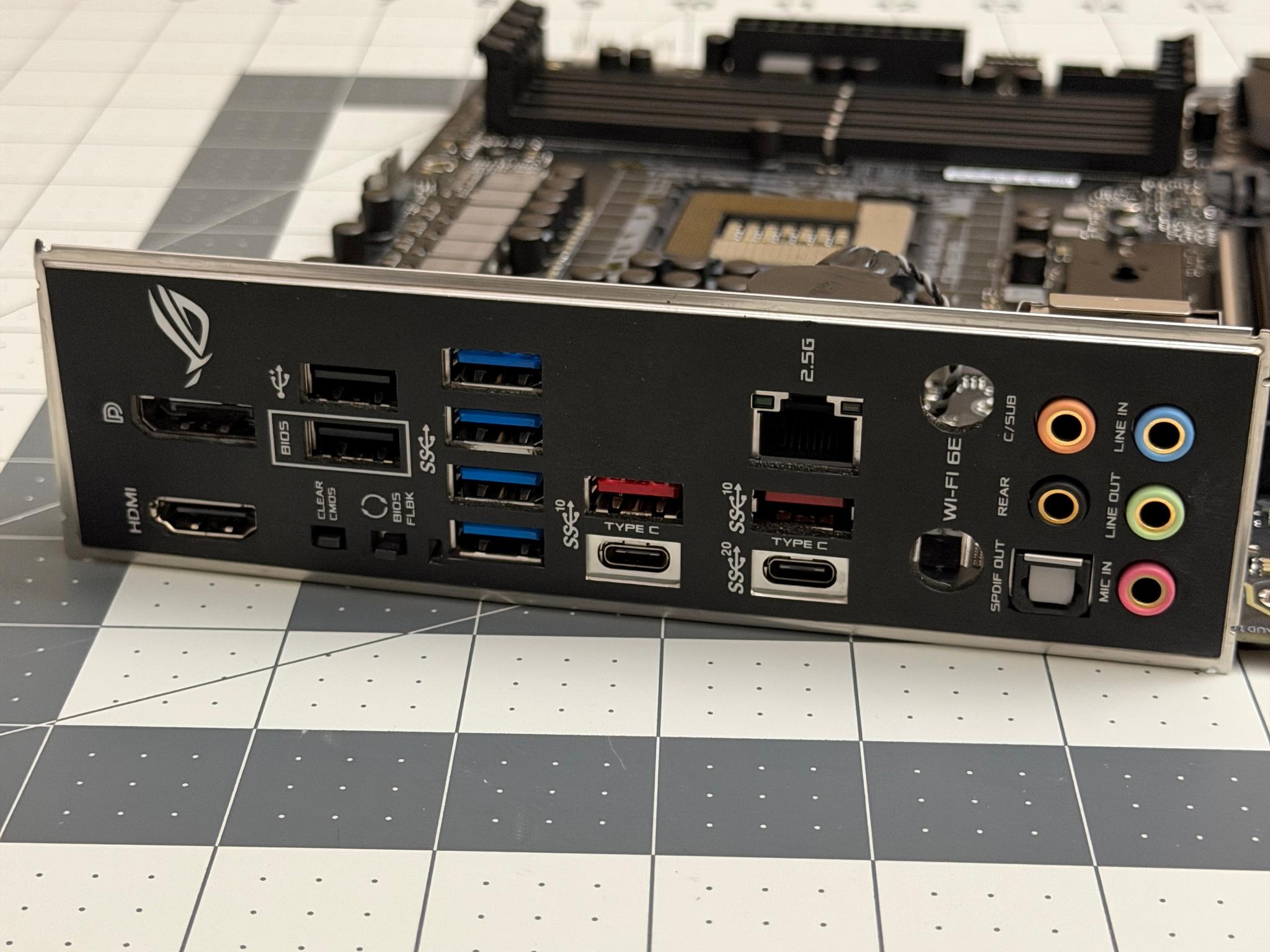 ASUS ROG STRIX Z690-G GAMING WIFI - Image 2