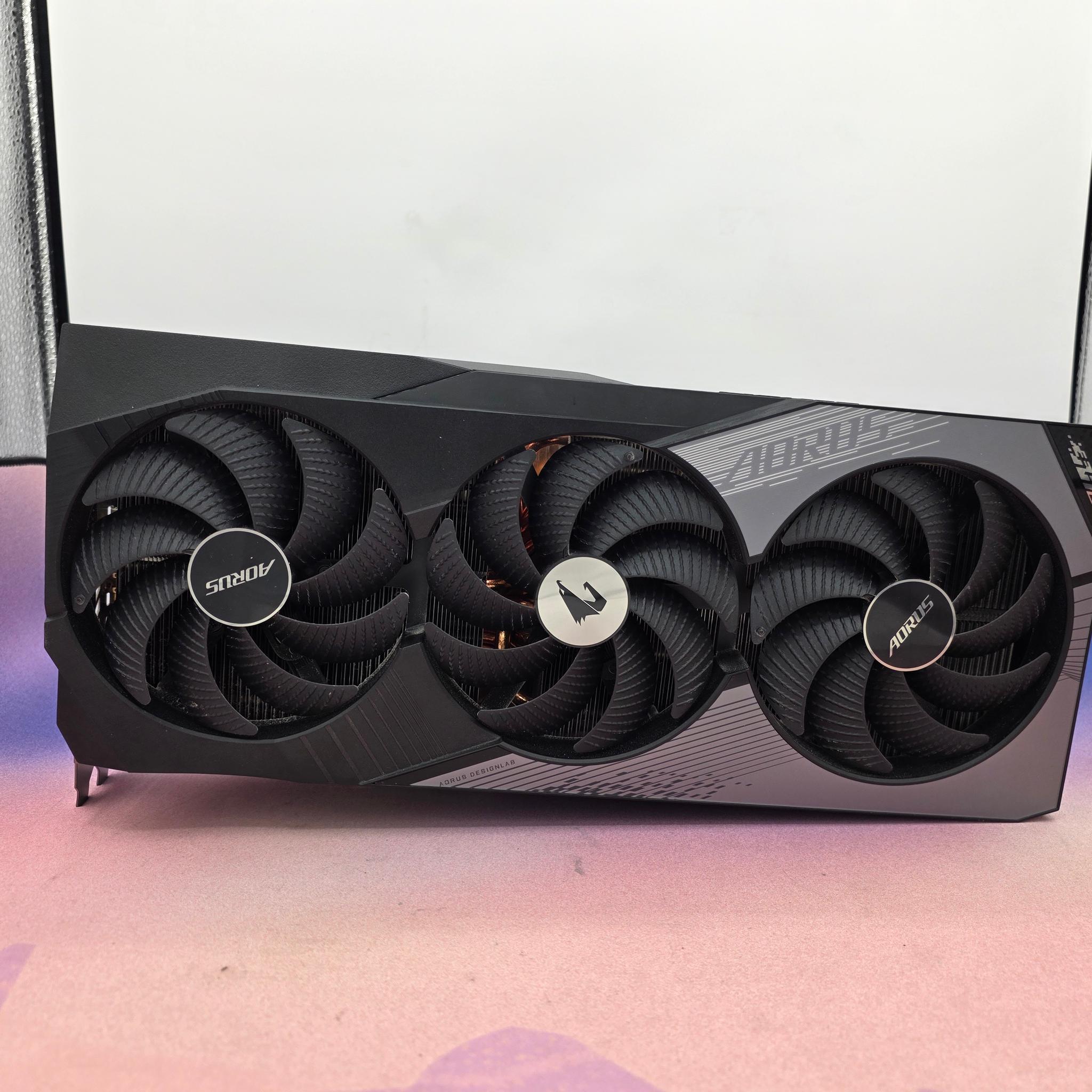 GIGABYTE AORUS MASTER GeForce RTX 4080