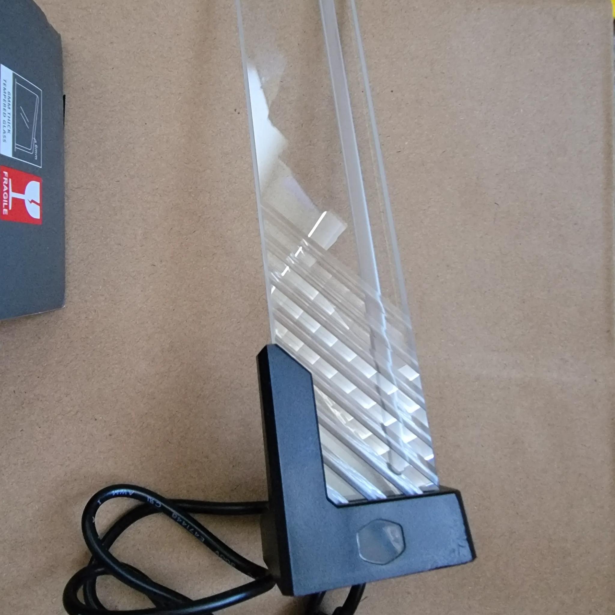 Cooler Master ARGB GPU Support Bracket Tempered Glass - Used