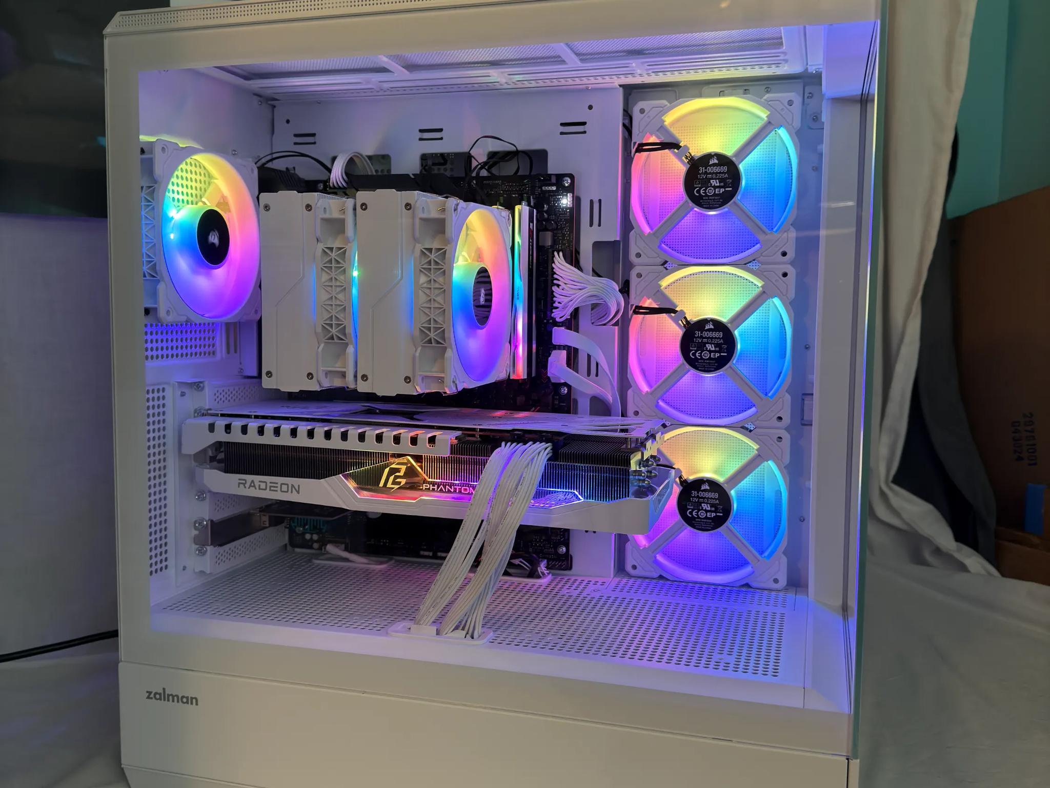 RX 7900XT Ryzen 7 7700x Gaming PC