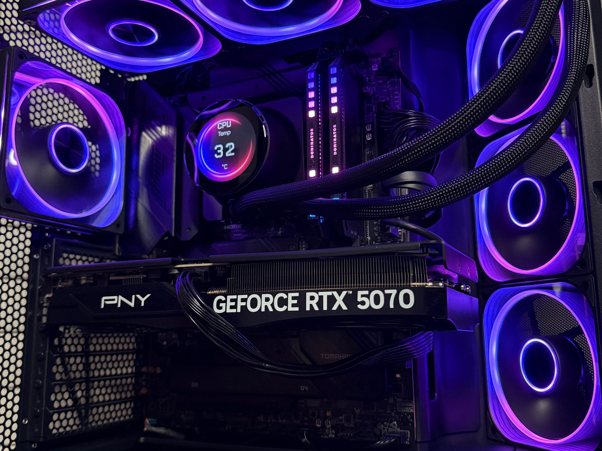 ✨💜 AORURA | RTX 5070 + i9-14900KF | 32GB RAM | 2TB Gen4 NVMe — Ultra High-End Gaming PC