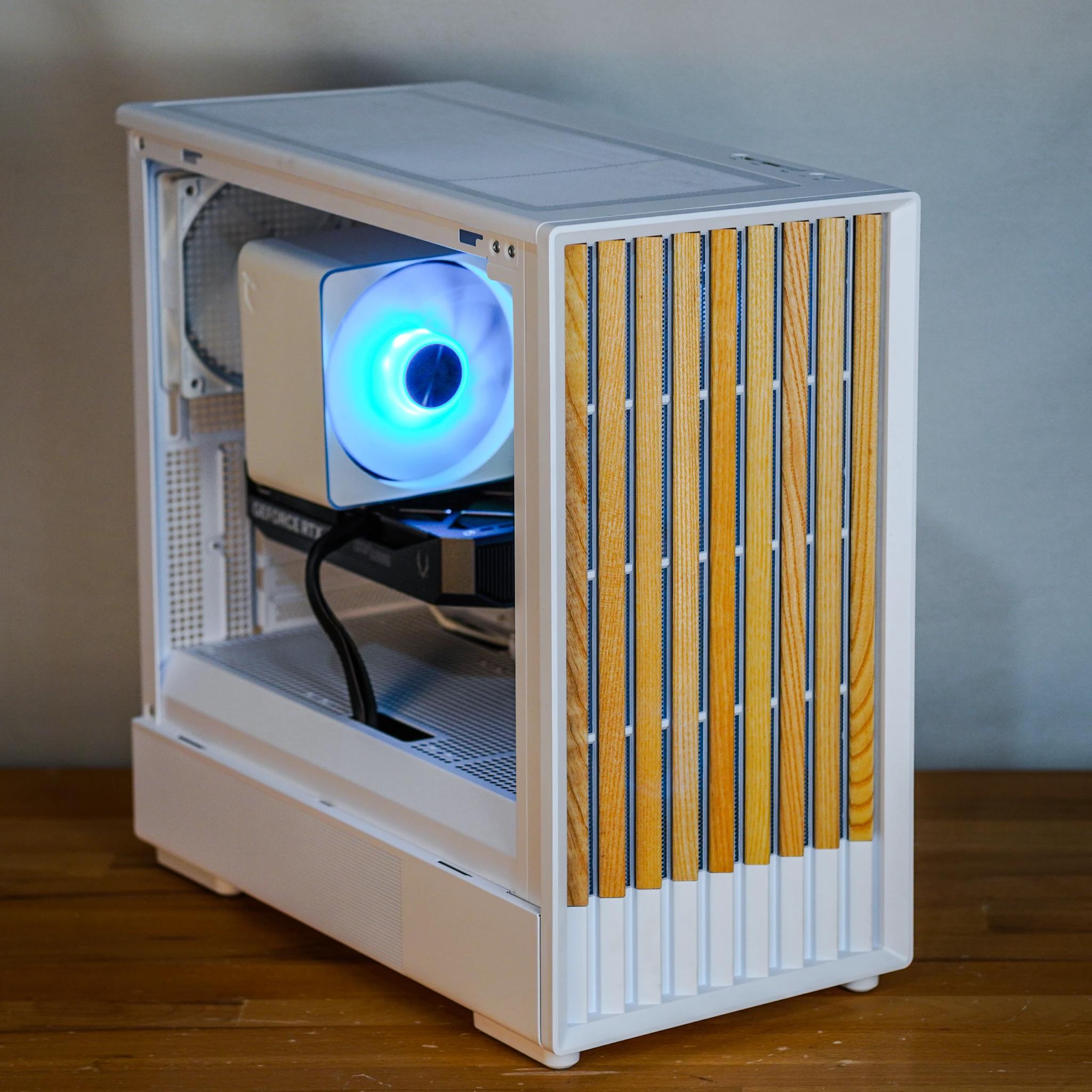 EXT Namu 70X - Intel Core i5 14400F, RTX 5060 Ti 16GB, 32GB DDR4, 1TB SSD