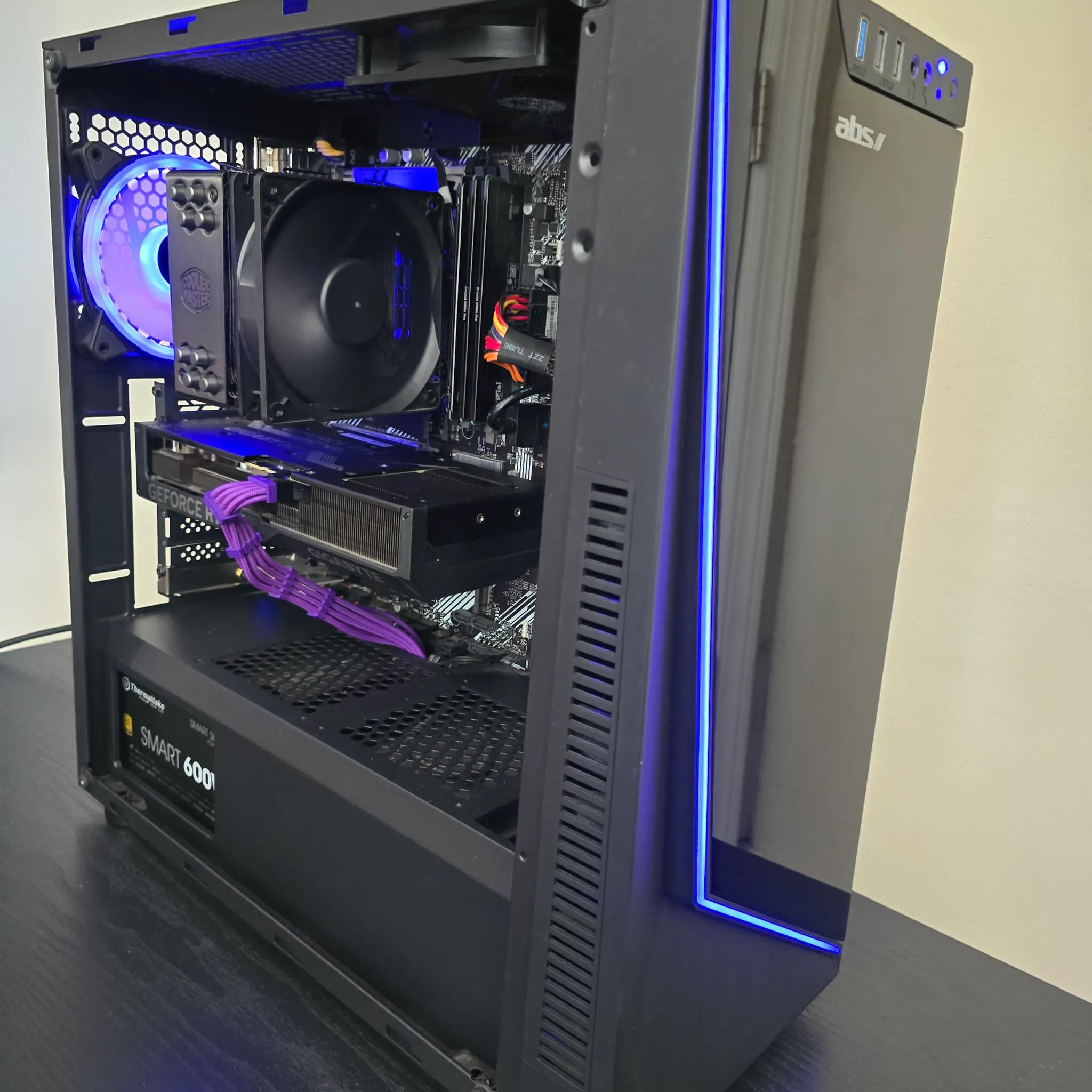 I5-10600k | RTX 4070 | 72GB DDR4 | 1.5TB SSD - Gaming PC