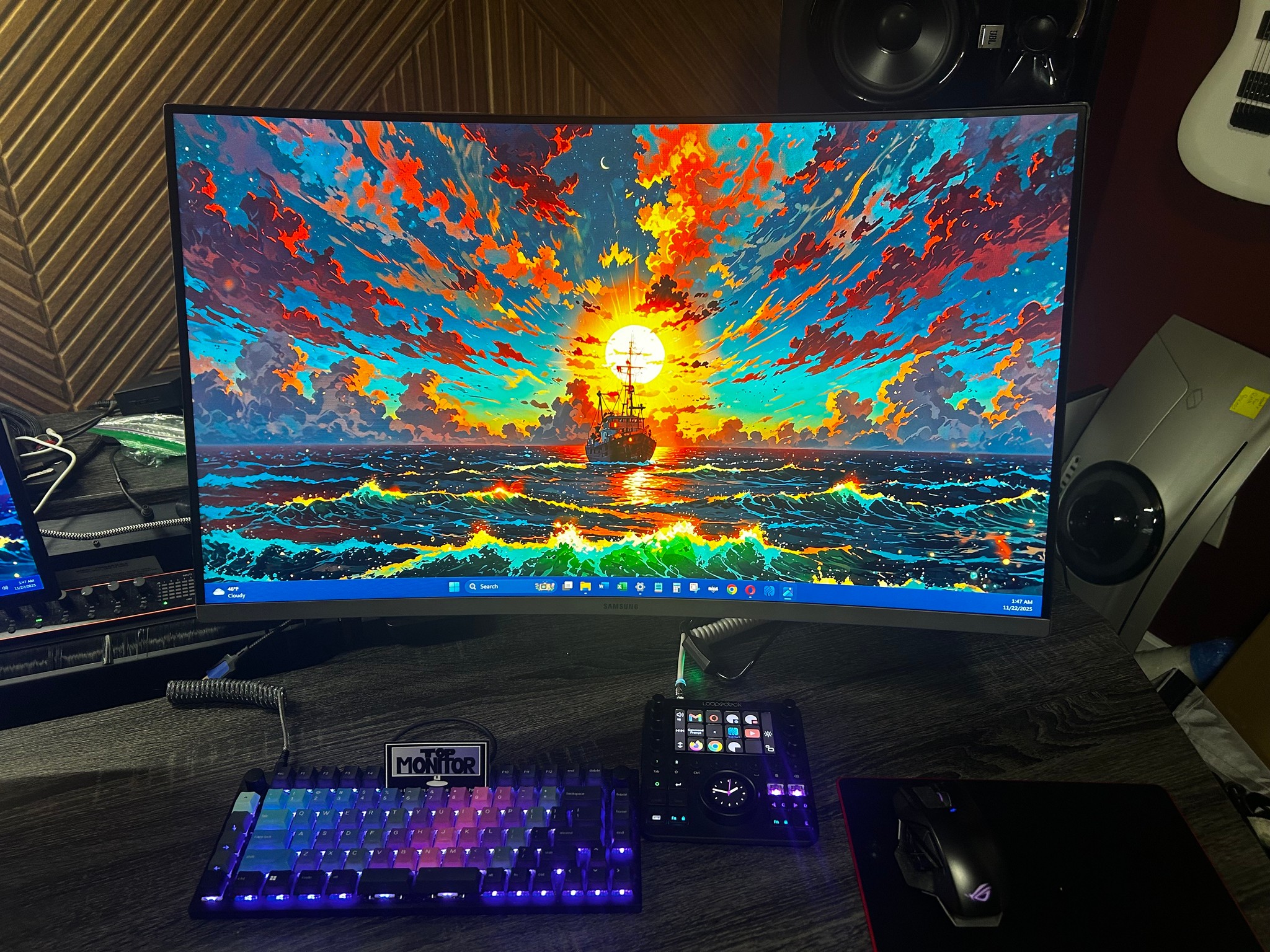 Samsung 32” FHD (1920 x 1080) (75hz) Curved Monitor with Bezel-Less Design (Refurbished)