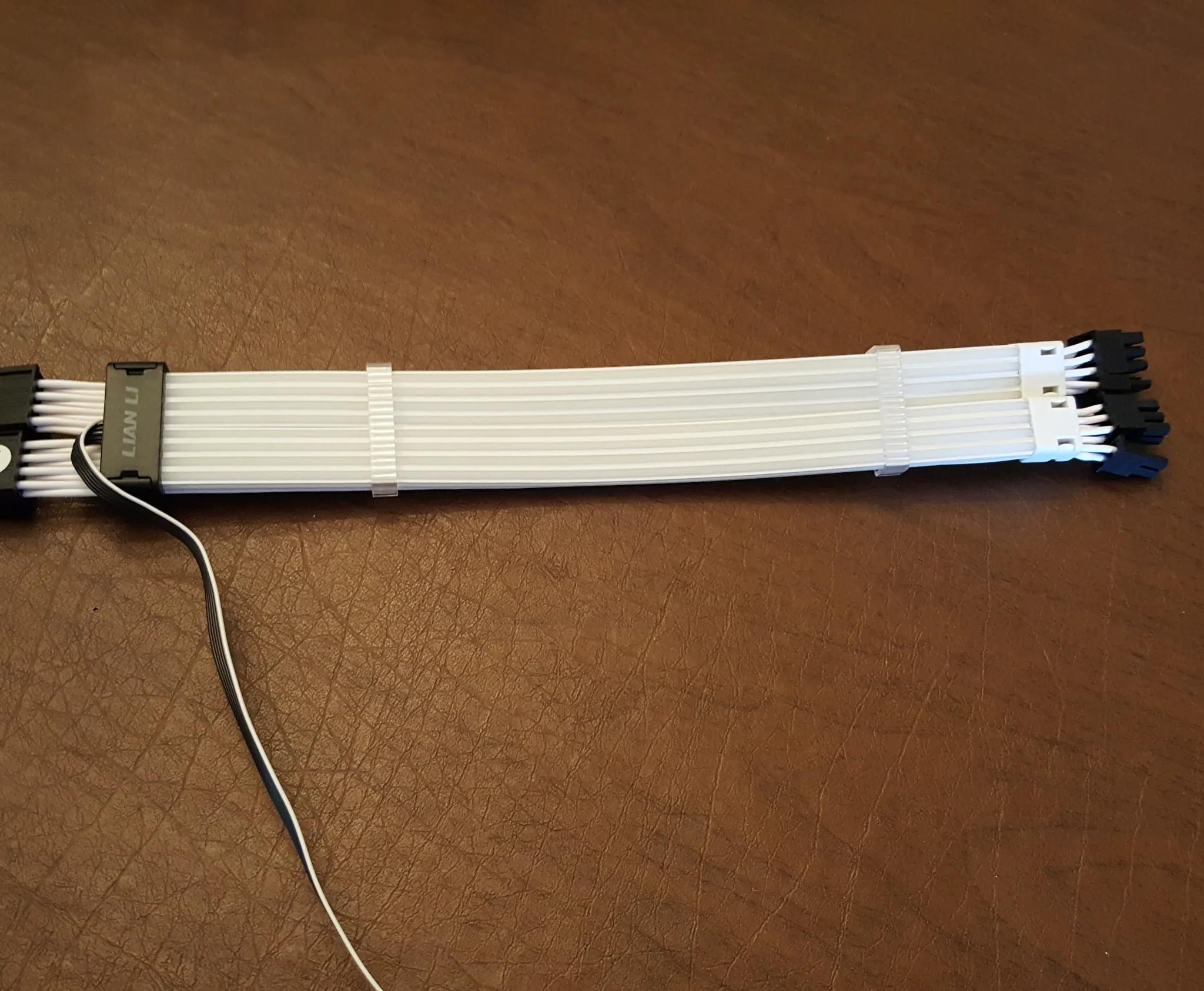 12VHPWR (12+4 pin) ARGB Strimmer cable + HYTE Y60 LCD DISPLAY 12.6in BRAND NEW + Lian Li Strimmer