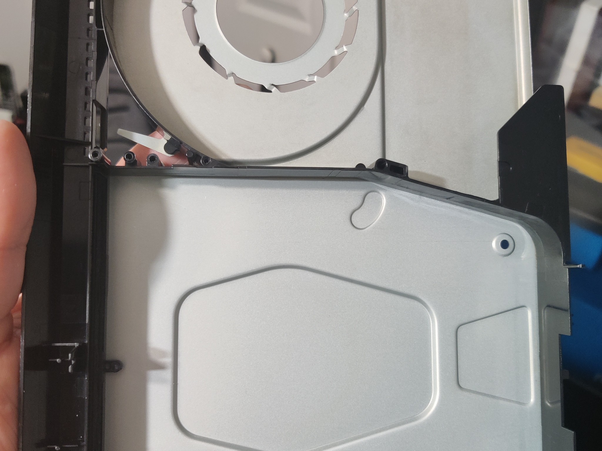 PS4 Slim Bundle with 1 TB HDD (Firmware 13.02) – Cleaned & Digital Ready – AS-IS / REPAIR