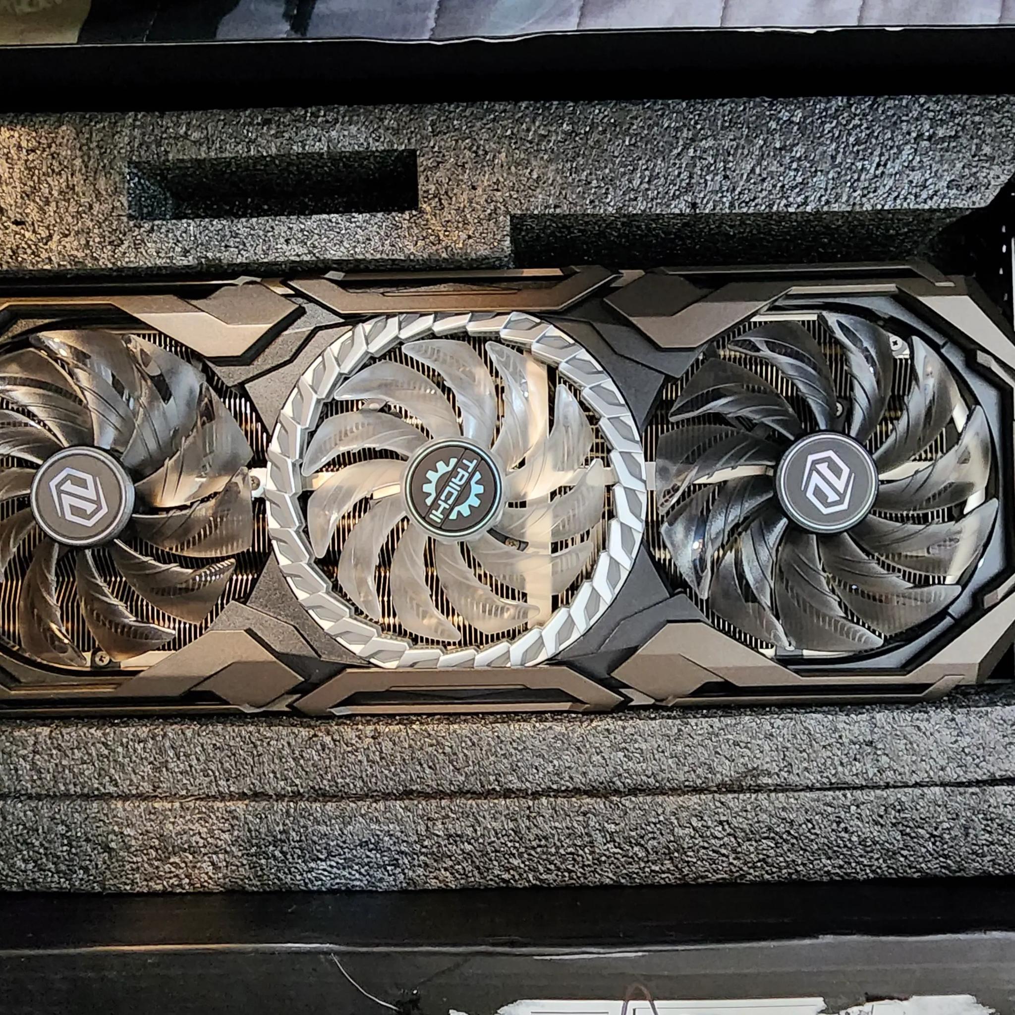 AMD RX 6800 XT NOS ASRock Taichi X OC 16 GB DDR6 6800XT