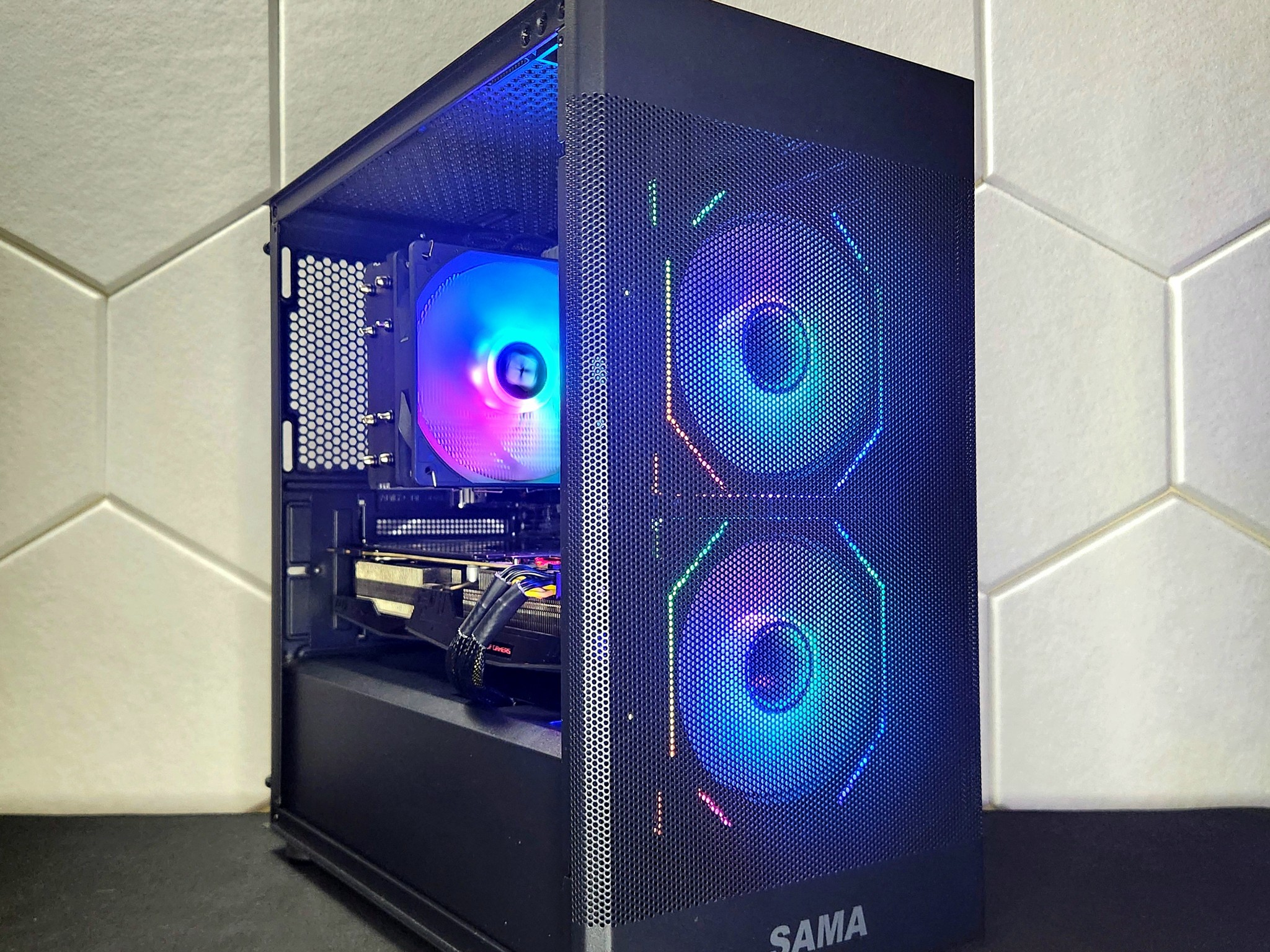 "1080p Beast" GTX 1070TI | Ryzen 7 2700 | 16GB DDR4 | 512GB SSD | WIFI+BT