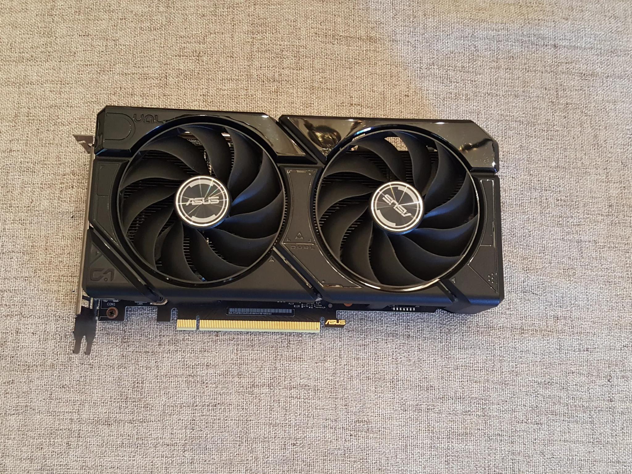 Nvidia Geforce 4070 SUPER 12GB ASUS DUAL EVO OC
