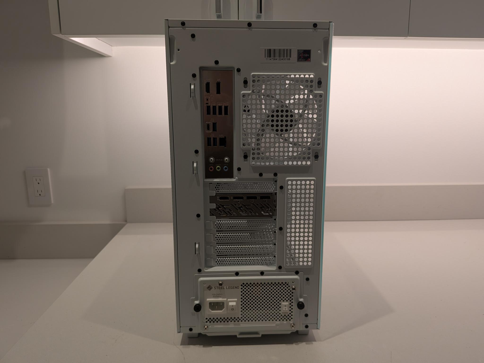 4K Ice Machine - RX 9070 XT, Ryzen 7 7800X3D, 64 GB DDR5, 4 TB Gen 4 NVME, Liquid Cooled, RGB