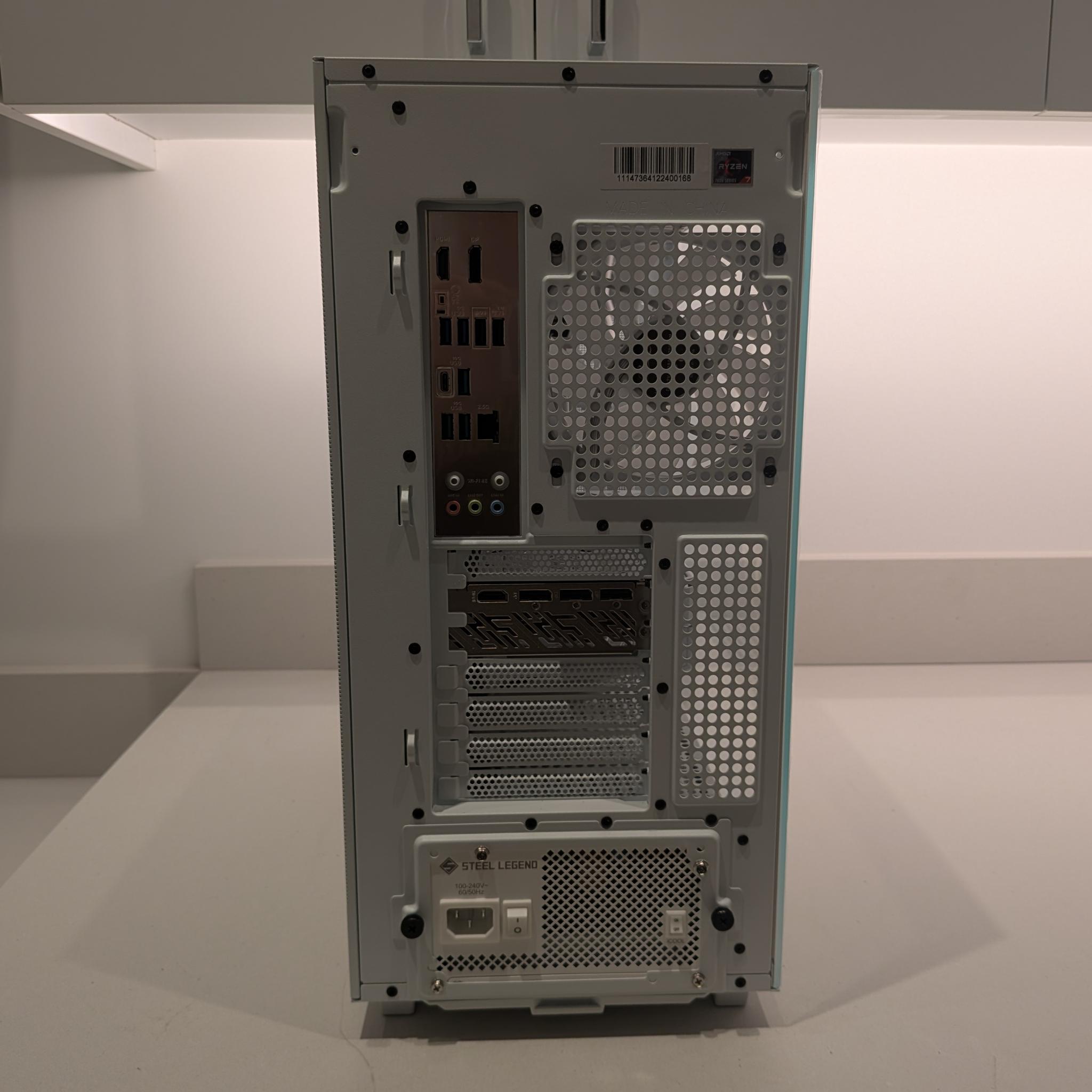 4K Ice Machine - RX 9070 XT, Ryzen 7 7800X3D, 64 GB DDR5, 4 TB Gen 4 NVME, Liquid Cooled, RGB