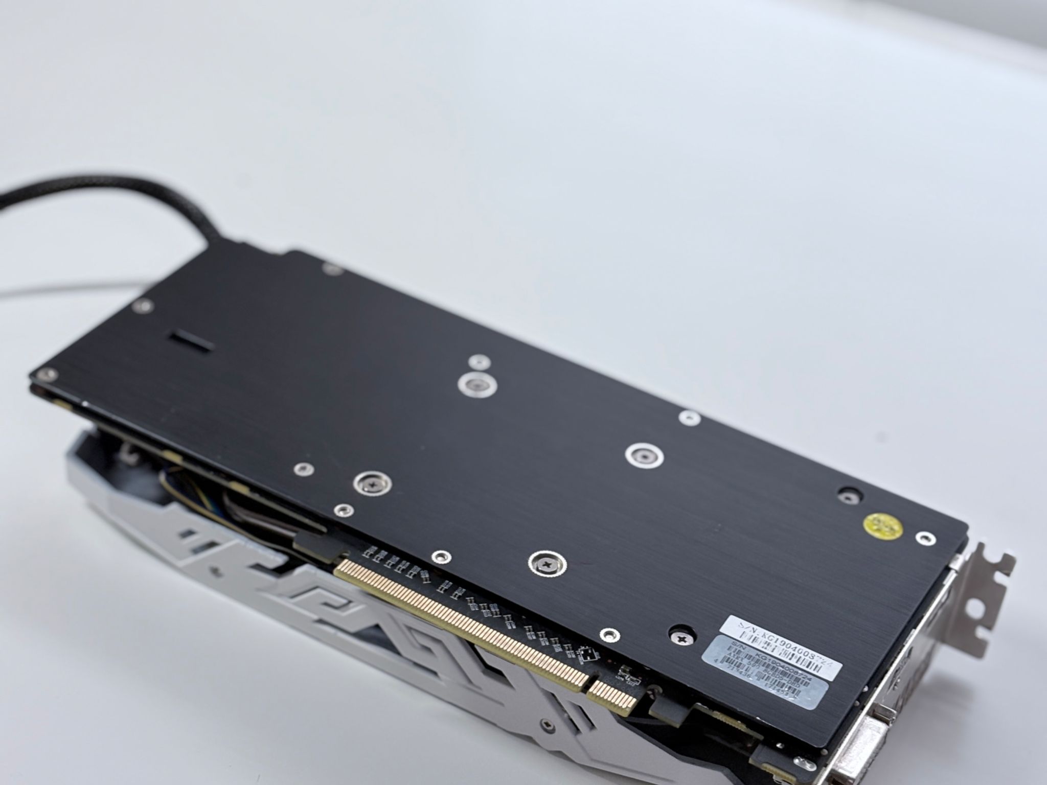 PRICE DROP! White Out PowerColor Rx 590 8gb Red Dragon Modded