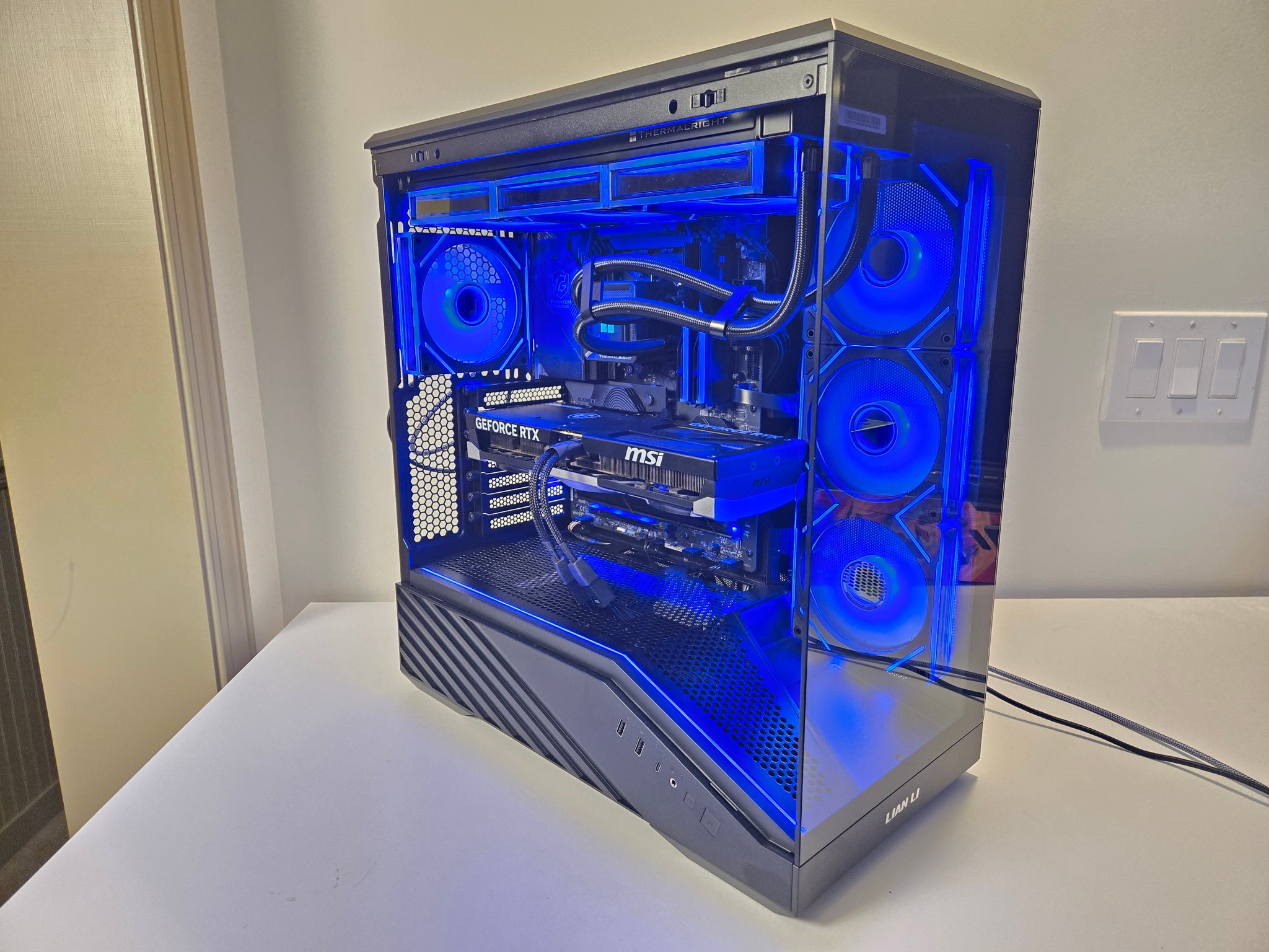 RTX 5070 Ti | Ryzen 7 9800X3D | 32gb DDR5 | 2TB NVME 🖤