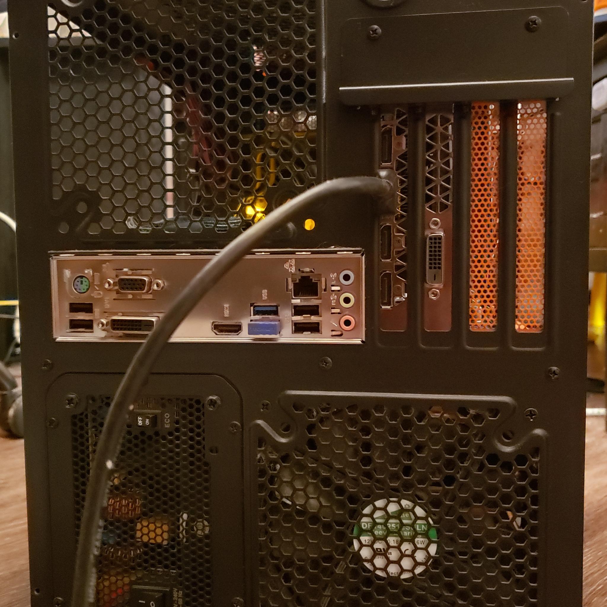 USED Custom PC, i5 8400 3.80GHz, GTX 1060 6gb, 256Gb SSD + 2TB HDD