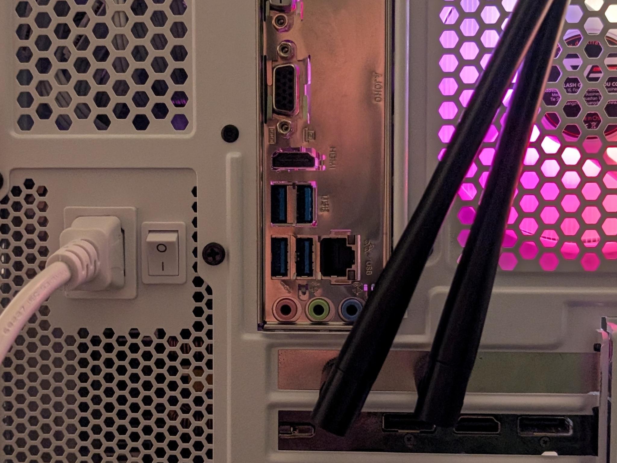 Ryzen 5 2600x | RTX 2060 - White Fish Tank Gaming PC