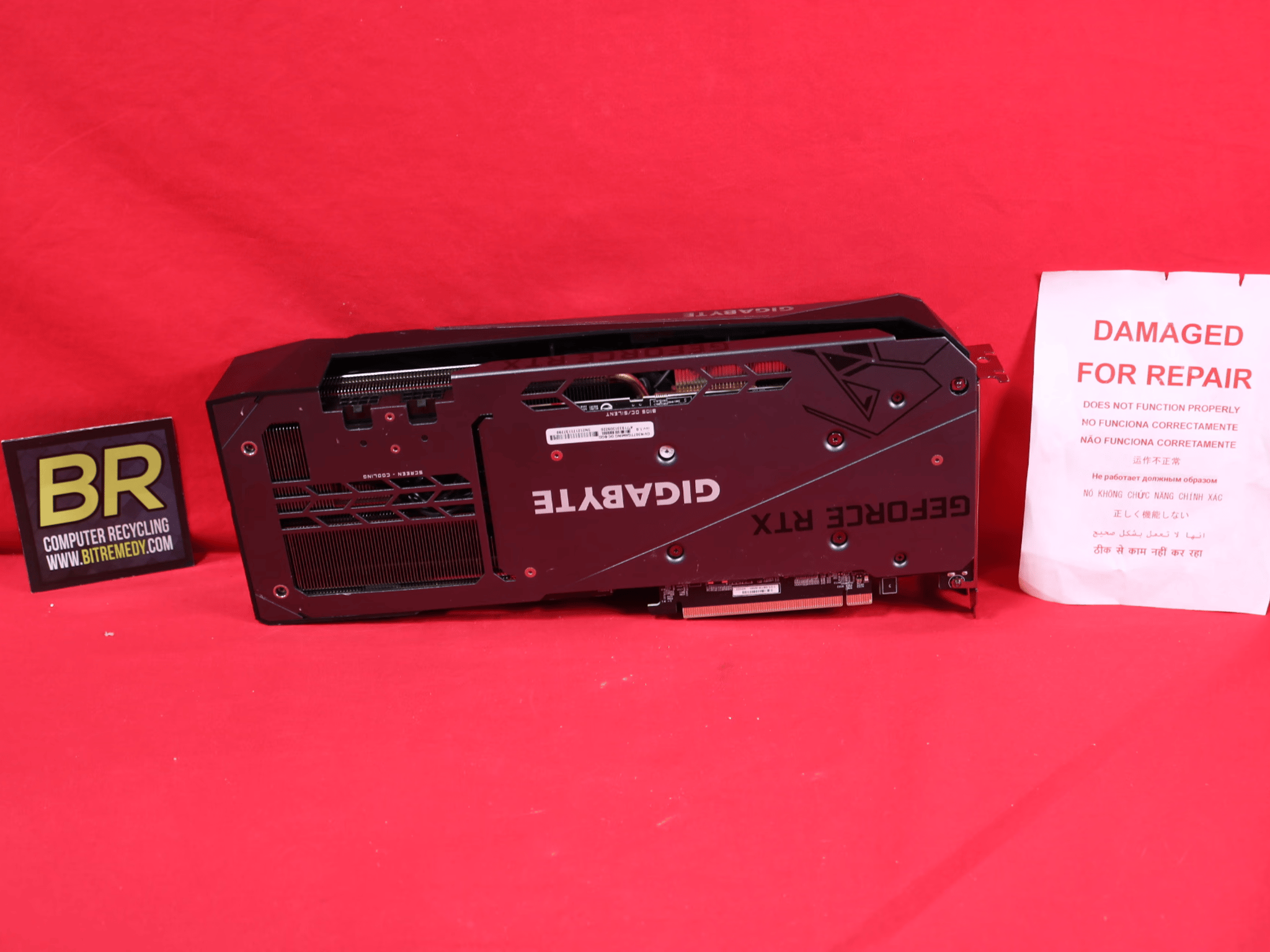 *AS IS/FOR REPAIR* Gigabyte GeForce RTX 3070 Ti Gaming OC 8GB GDDR6X PCIe 4.0 x16 Desktop GPU