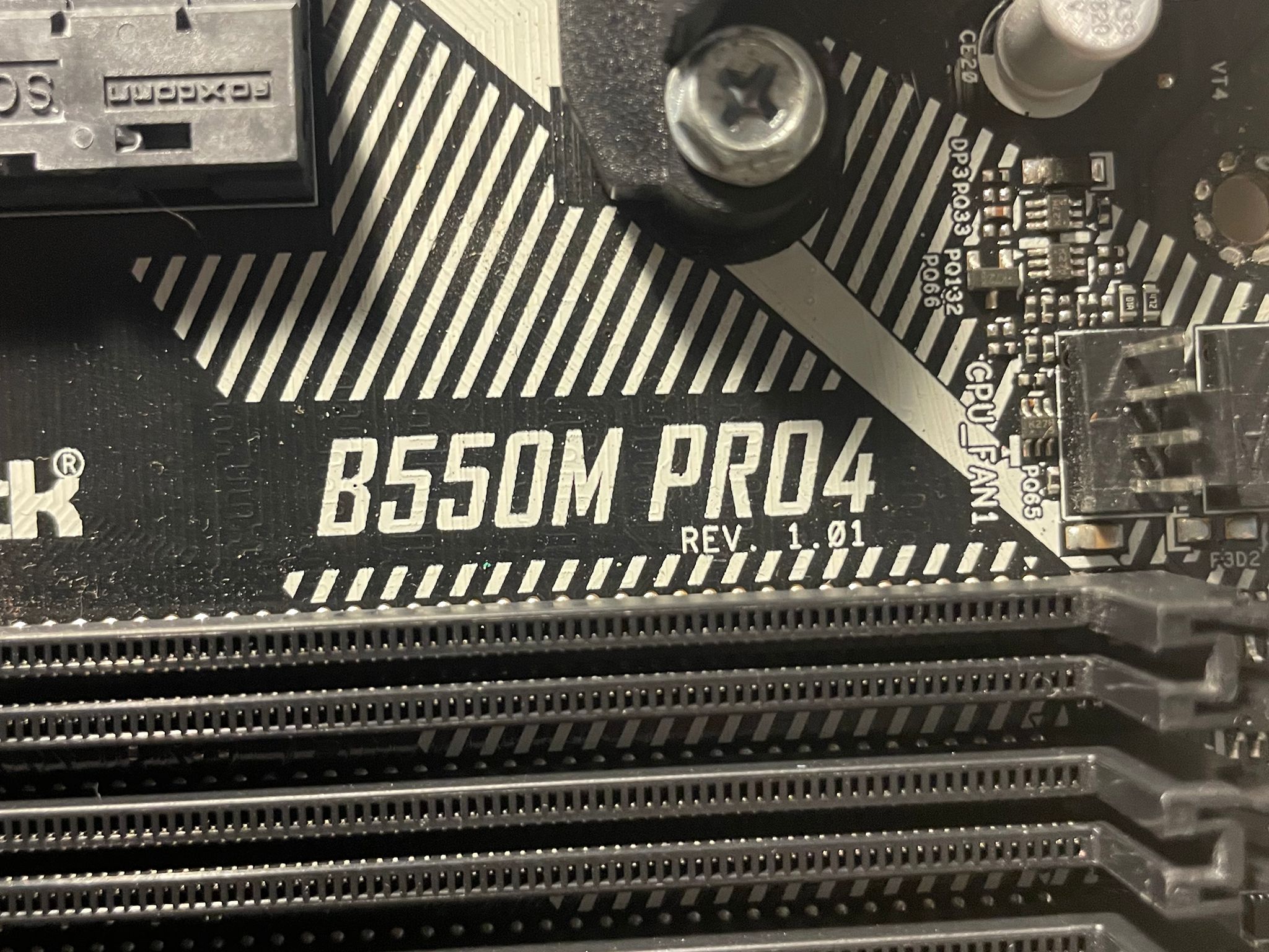 B550M ASRock Pro 4